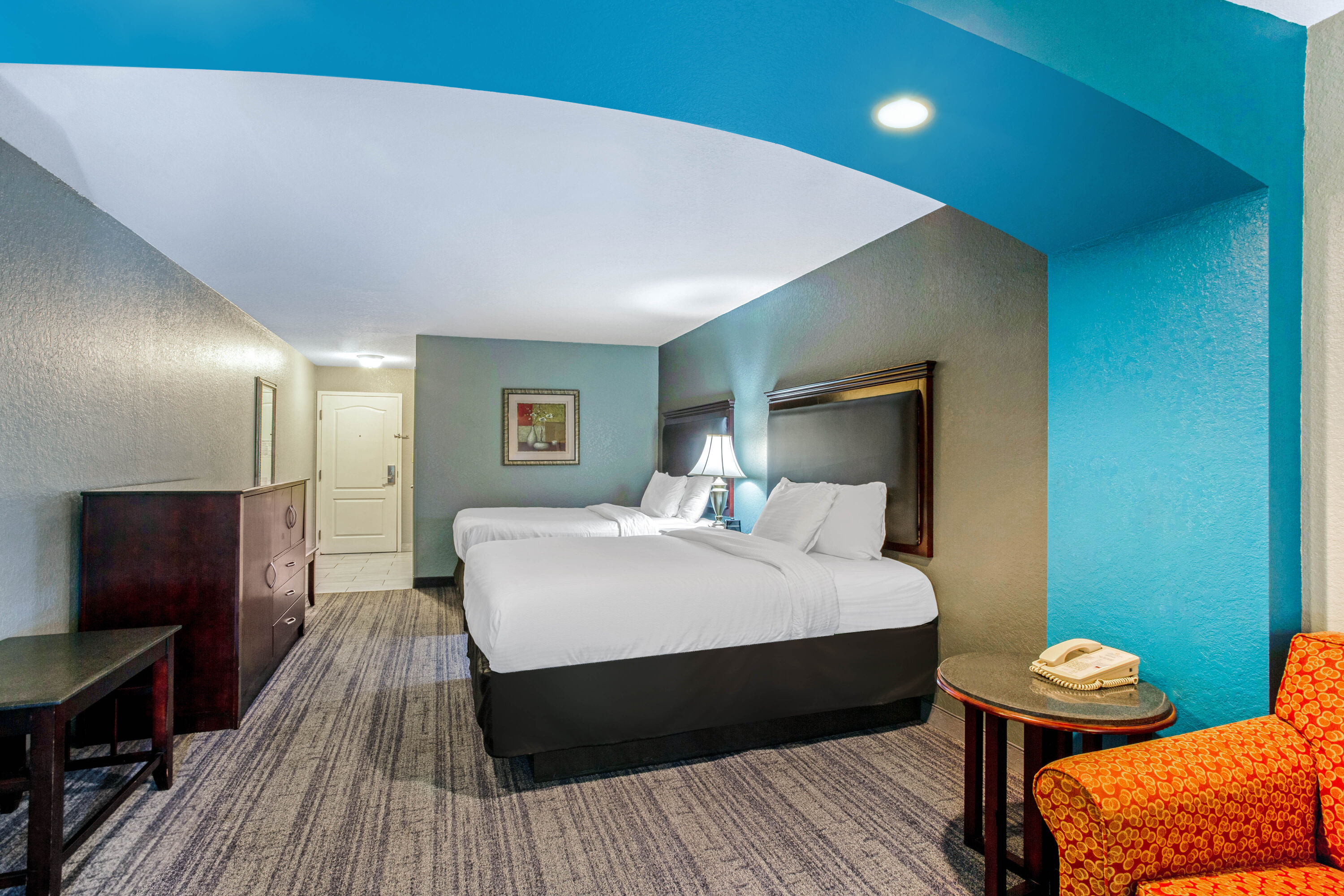 La Quinta Inn Amp Suites By Wyndham Mobile Tillman S