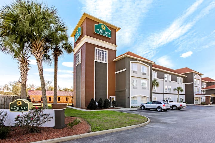 La Quinta Inn Suites By Wyndham Mobile Satsuma Saraland La Quinta Inn Suites By Wyndham