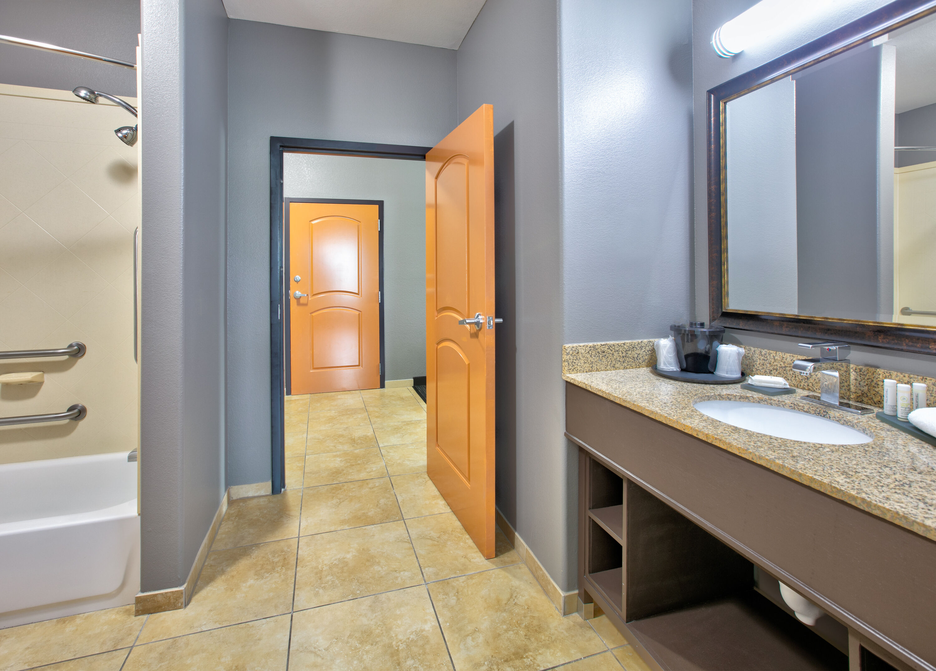 La Quinta Inn & Suites by Wyndham Little Rock Bryant Bryant, AR Hotels