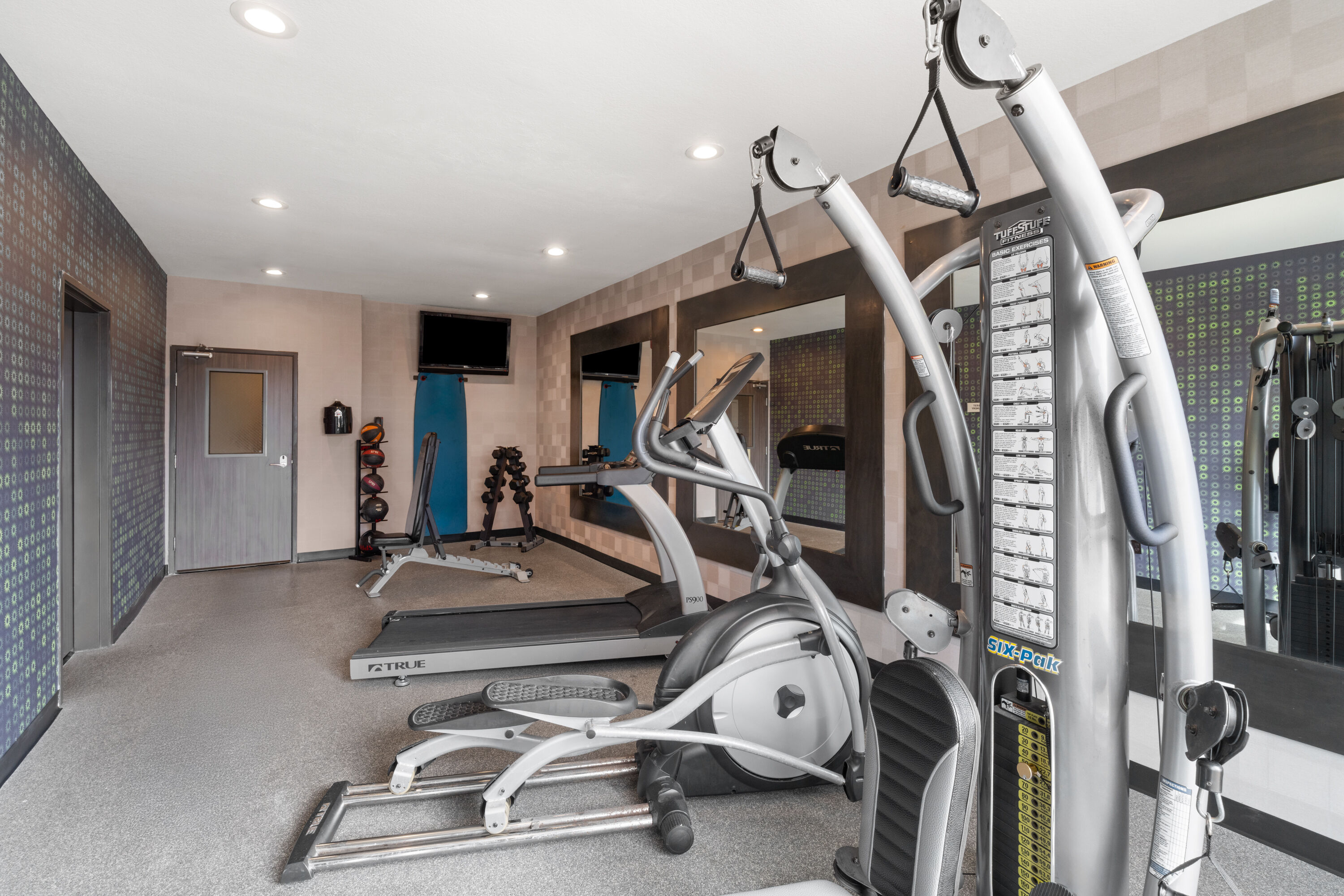 Fitness room at La Quinta Inn & Suites by Wyndham Fayetteville in Fayetteville, Arkansas
