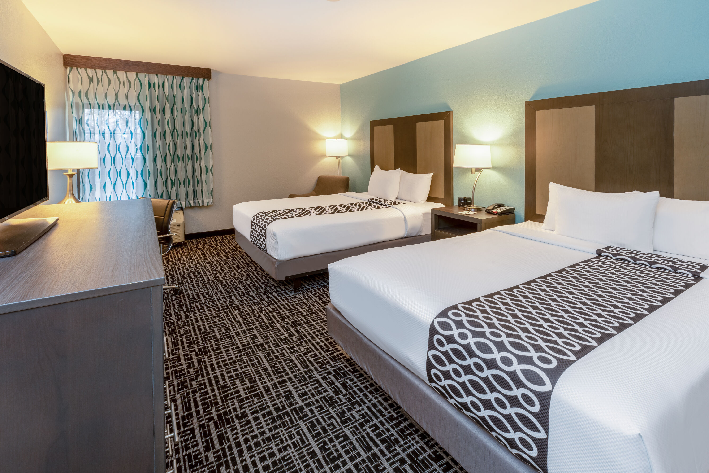 Guest room at the La Quinta Inn & Suites by Wyndham Jonesboro in Jonesboro, Arkansas