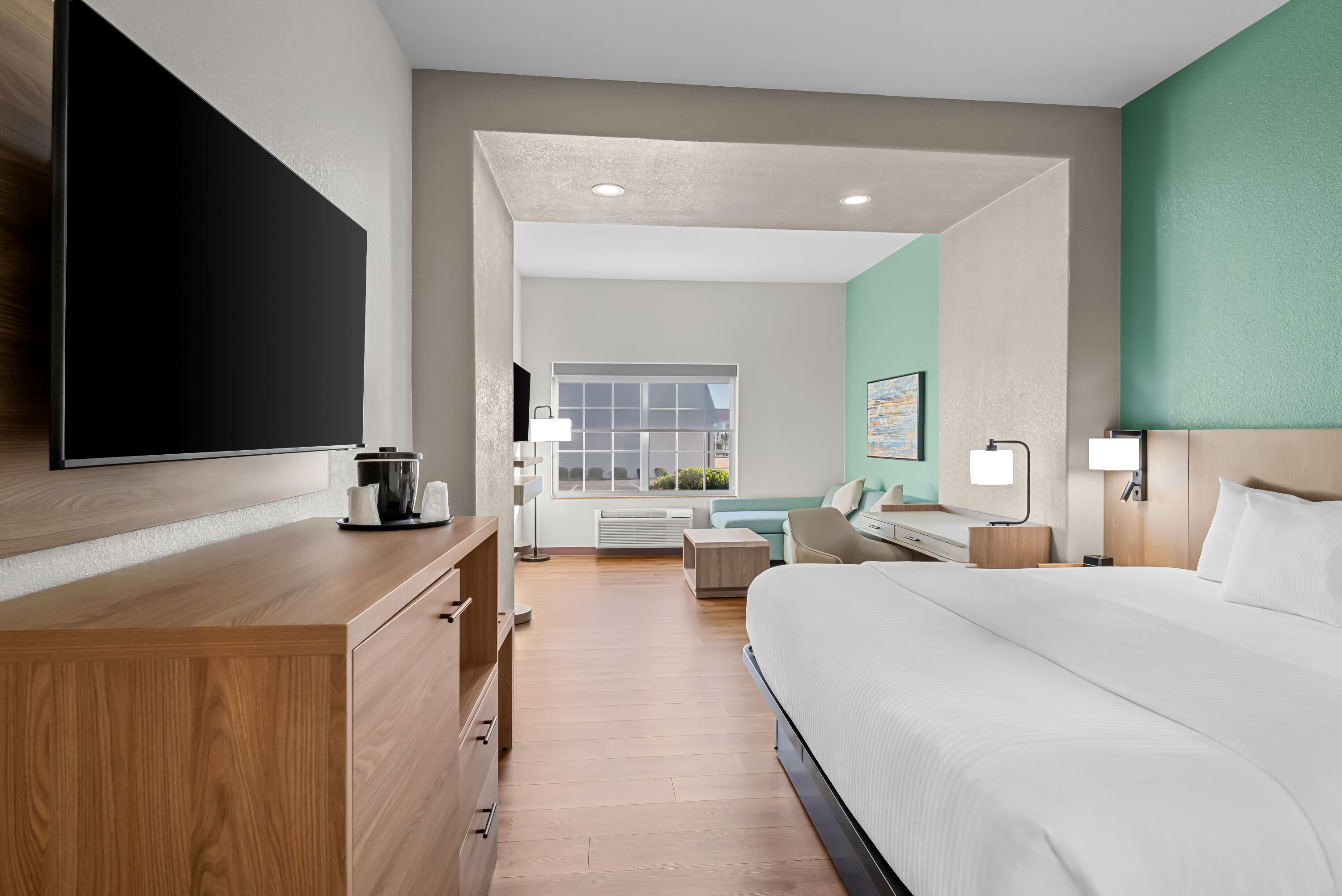 Guest room at the La Quinta Inn & Suites by Wyndham Searcy in Searcy, Arkansas