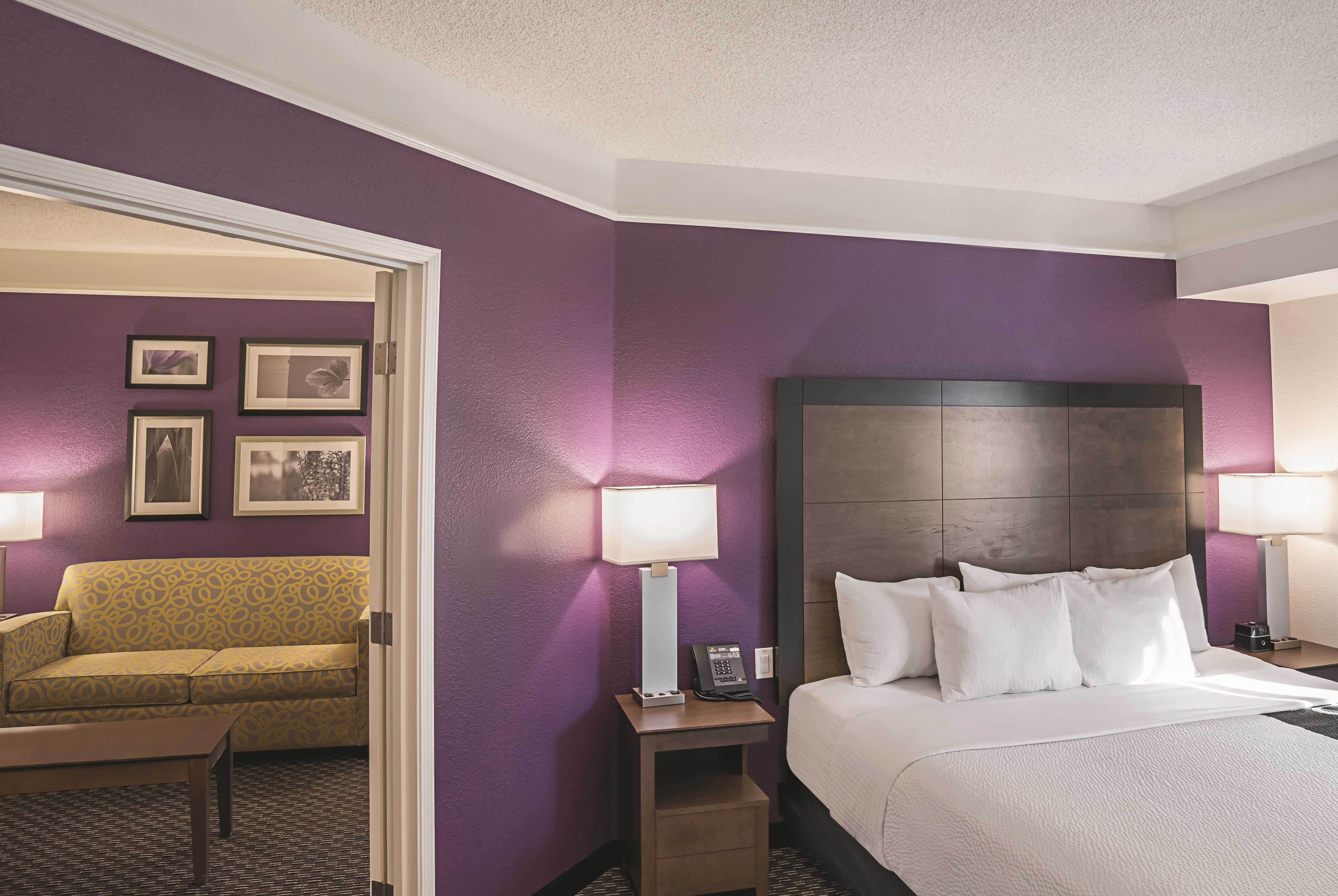 La Quinta Inn & Suites by Wyndham Flagstaff suite in Flagstaff, Arizona