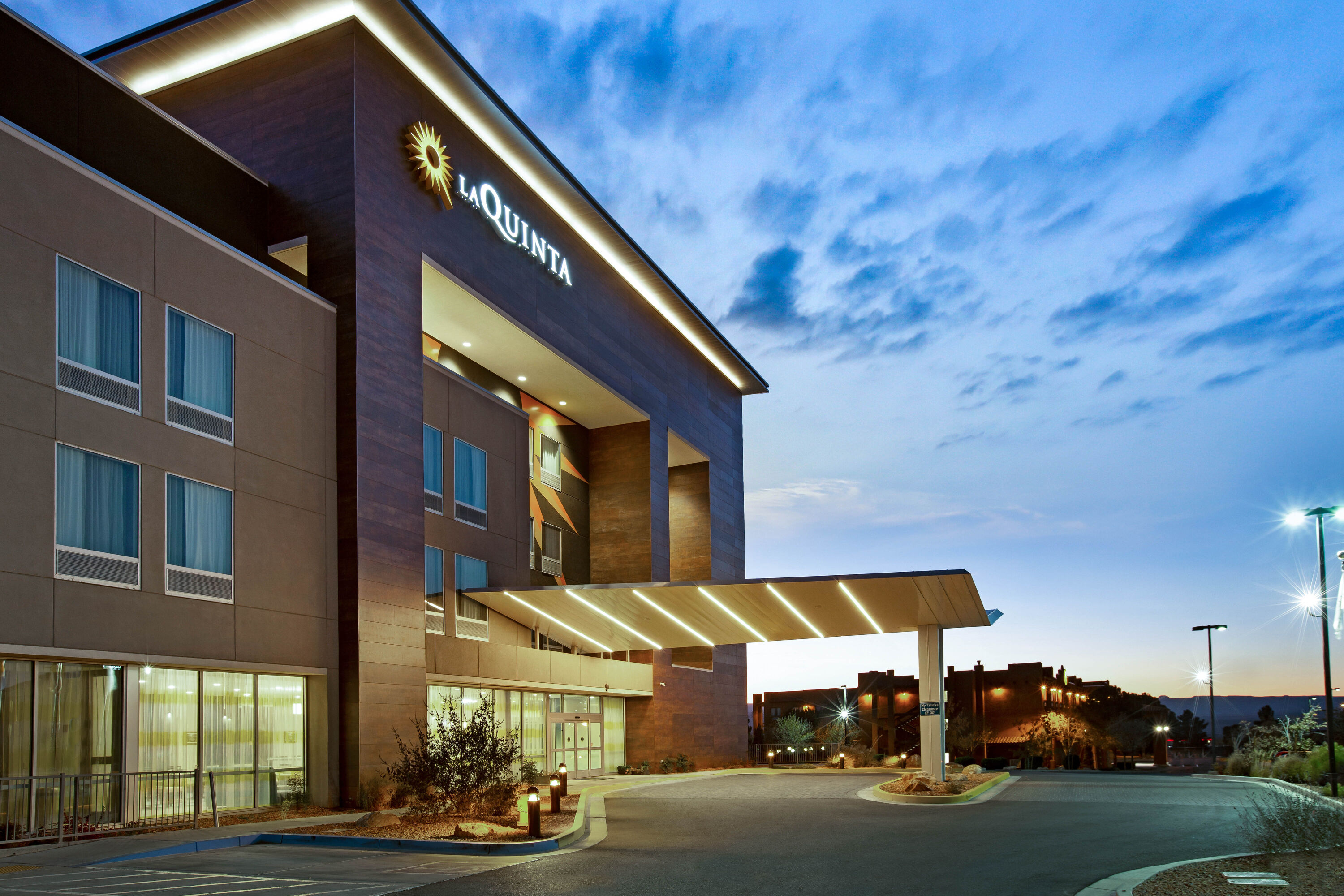 La Quinta Inn & Suites by Wyndham Page at Lake Powell Page, AZ Hotels