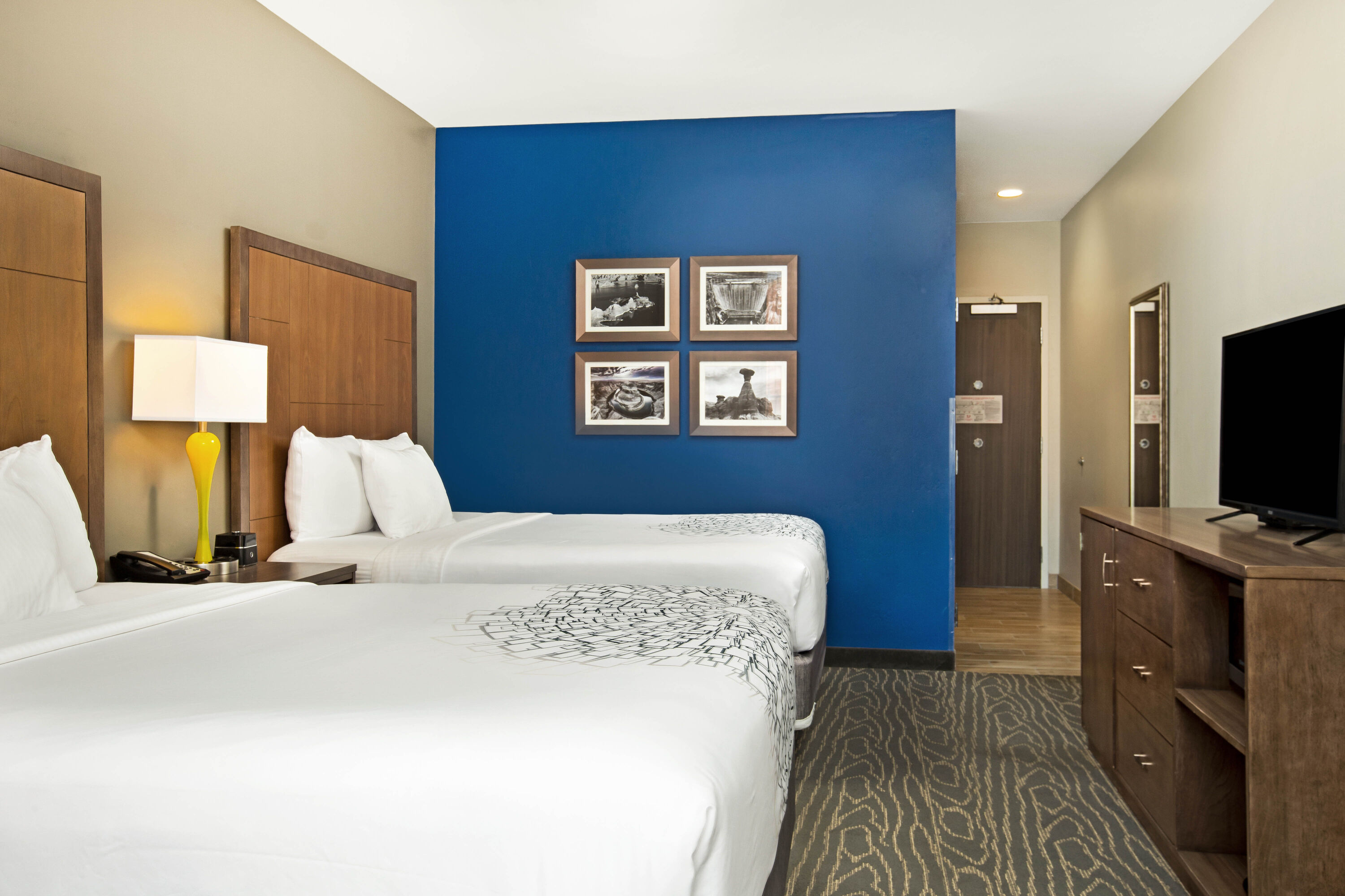 Guest room at the La Quinta Inn & Suites by Wyndham Page at Lake Powell in Page, Arizona