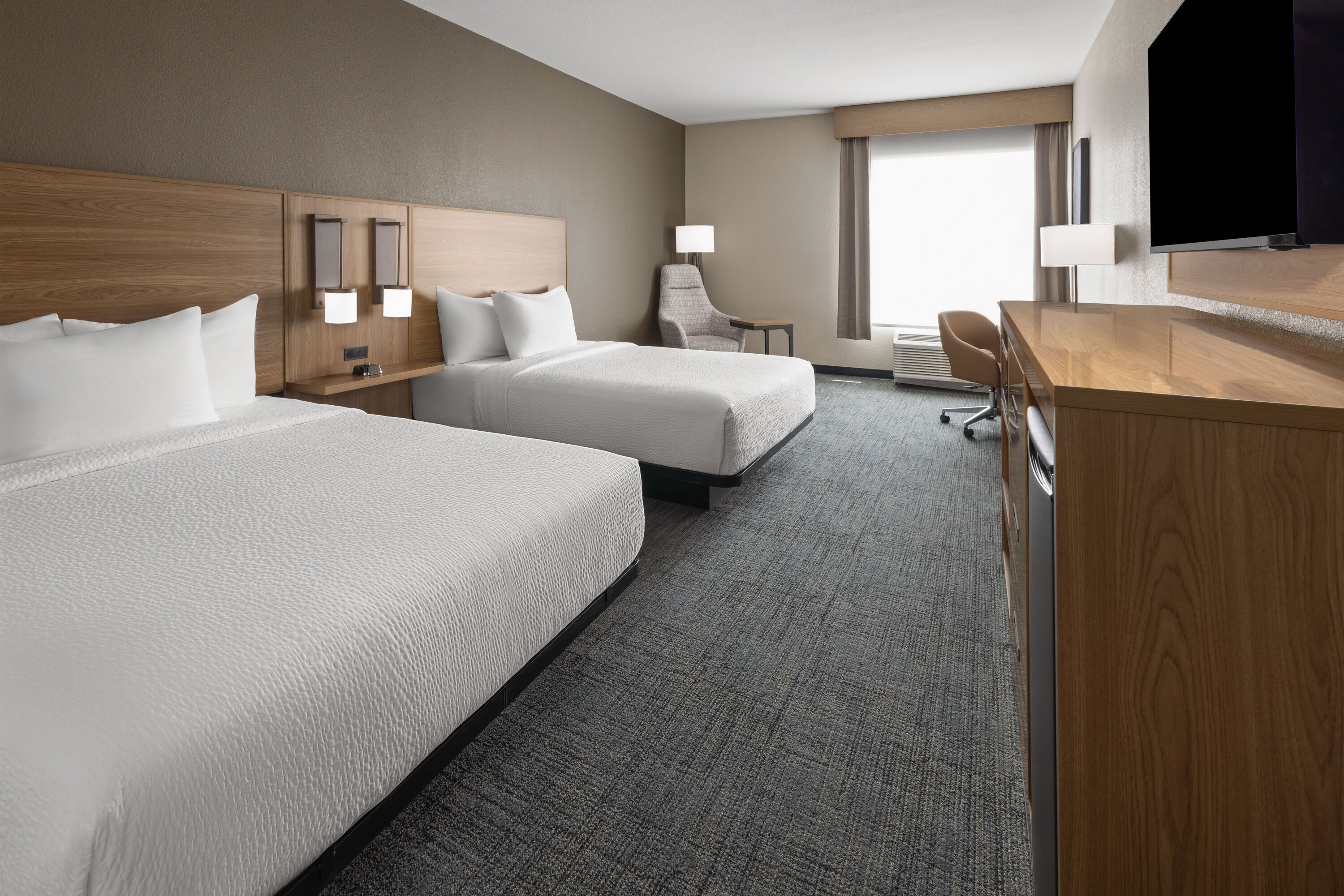 Guest room at the La Quinta Inn & Suites by Wyndham Phoenix West / Glendale in Phoenix, Arizona