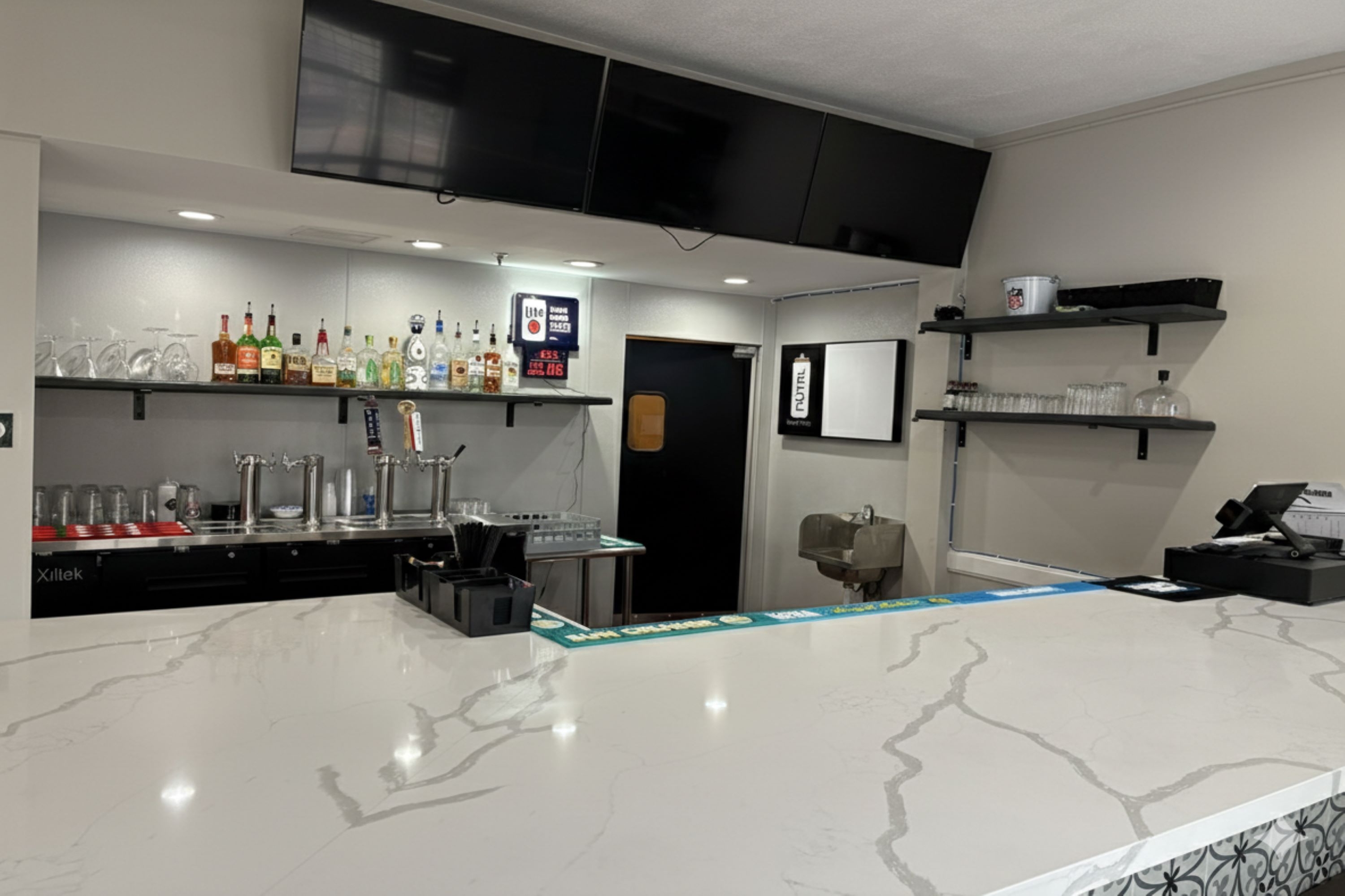 Lobby bar at La Quinta Inn & Suites by Wyndham Safford Copper Valley in Safford, Arizona