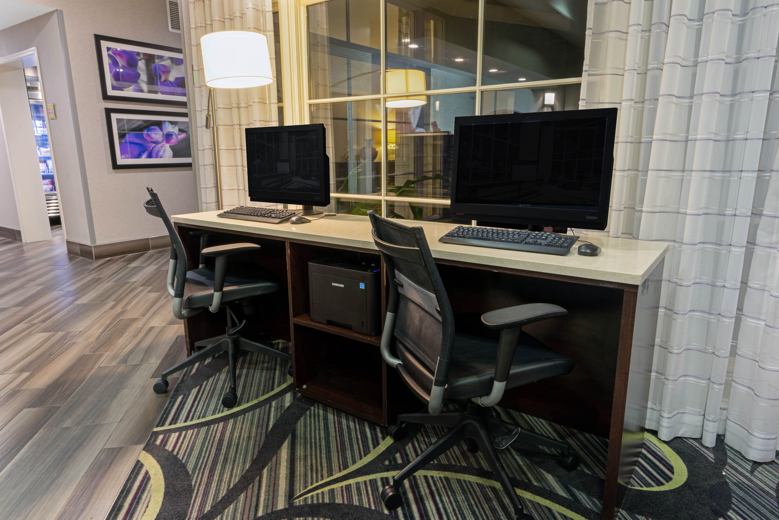 La Quinta Inn & Suites by Wyndham Phoenix Scottsdale business center in Scottsdale, Arizona