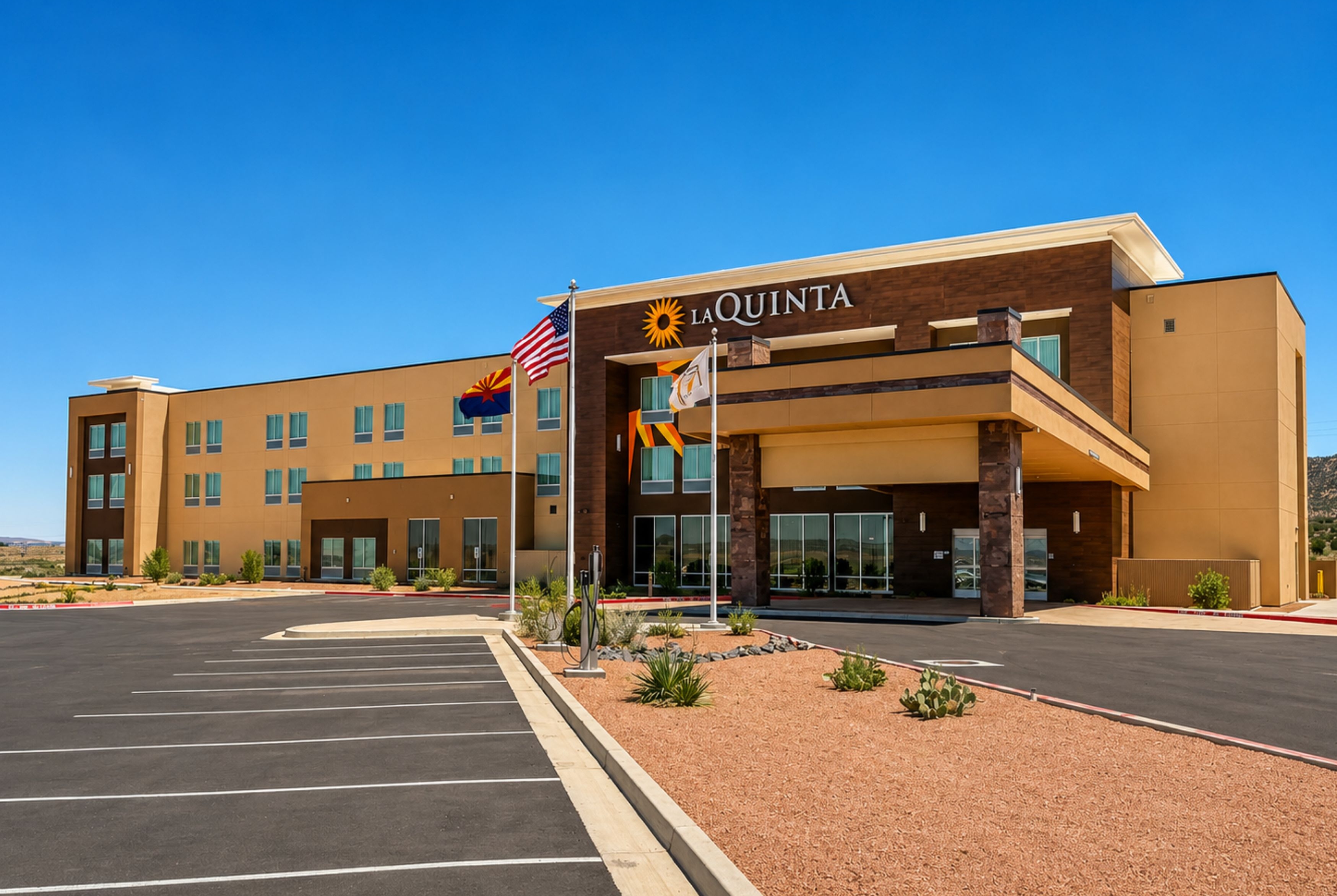 Exterior of La Quinta Inn & Suites by Wyndham Shonto hotel in Shonto, Arizona