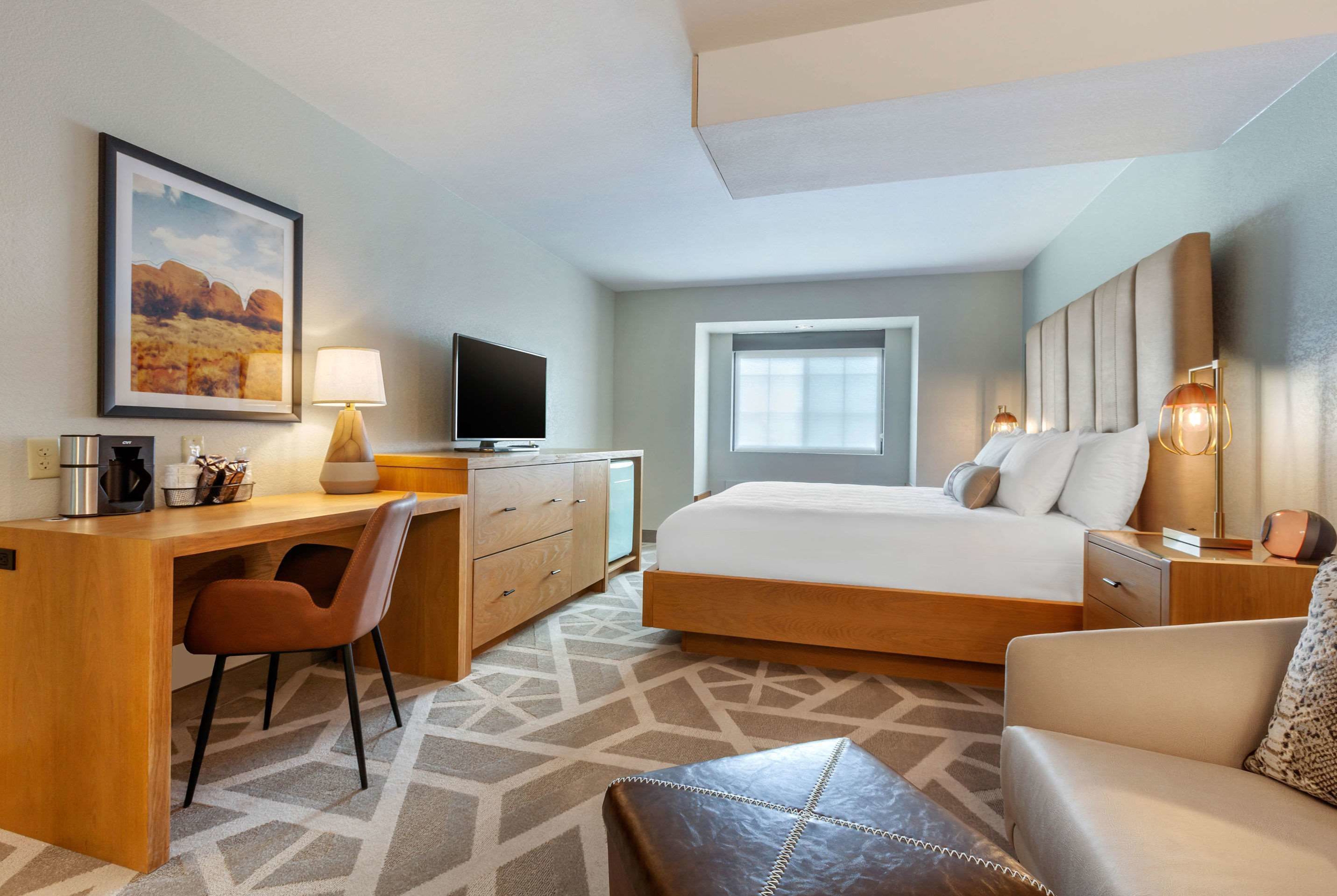 Guest room at the La Quinta Inn & Suites by Wyndham Tempe University / Phoenix in Tempe, Arizona