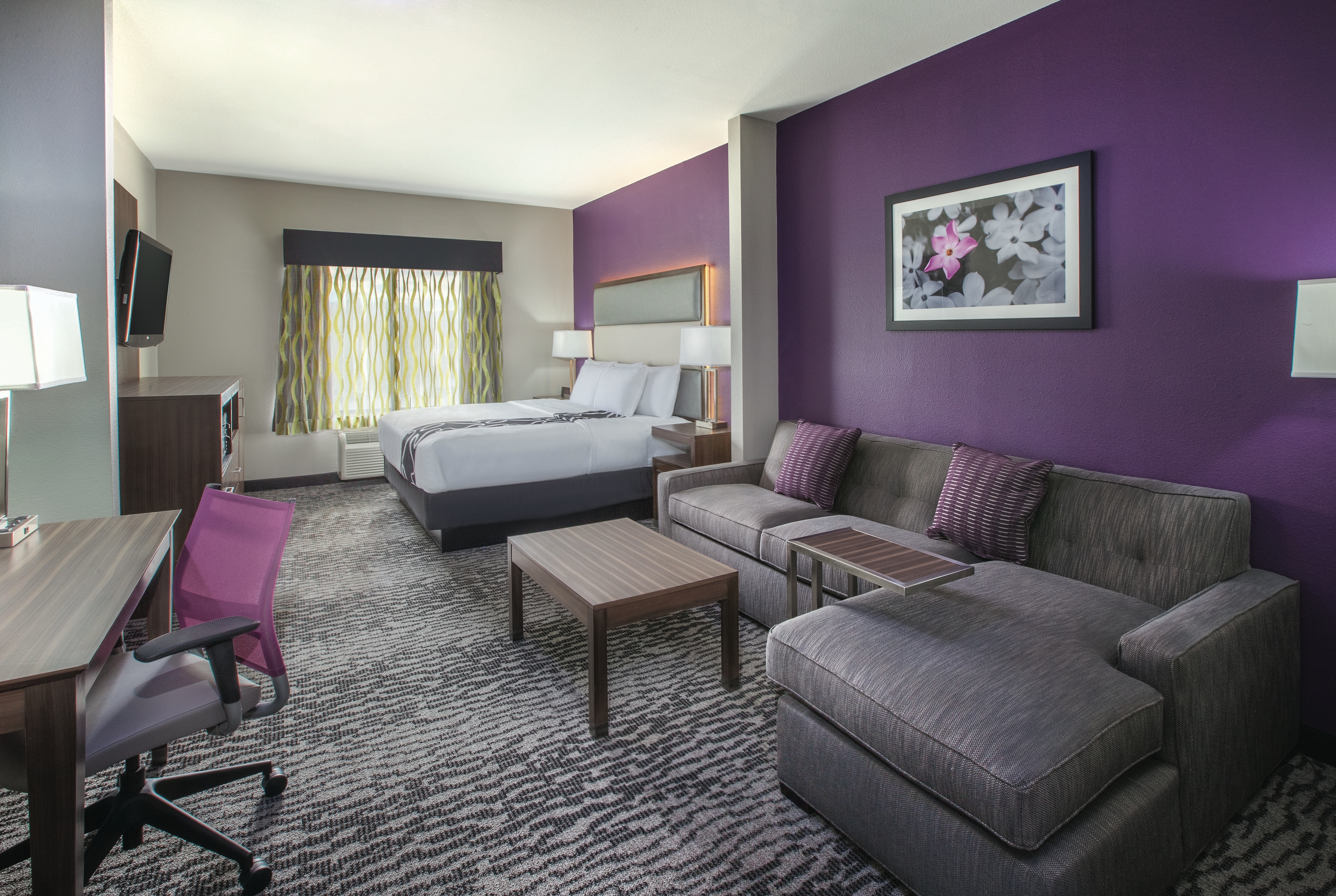 La Quinta Inn & Suites by Wyndham NW Tucson Marana suite in Tucson, Arizona