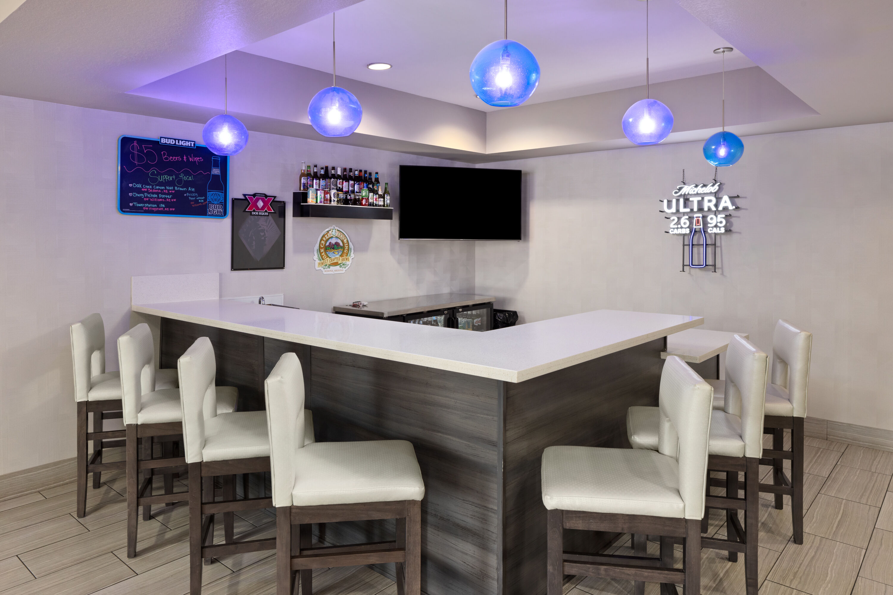 Bar at La Quinta Inn & Suites by Wyndham Williams-Grand Canyon Area in Williams, Arizona