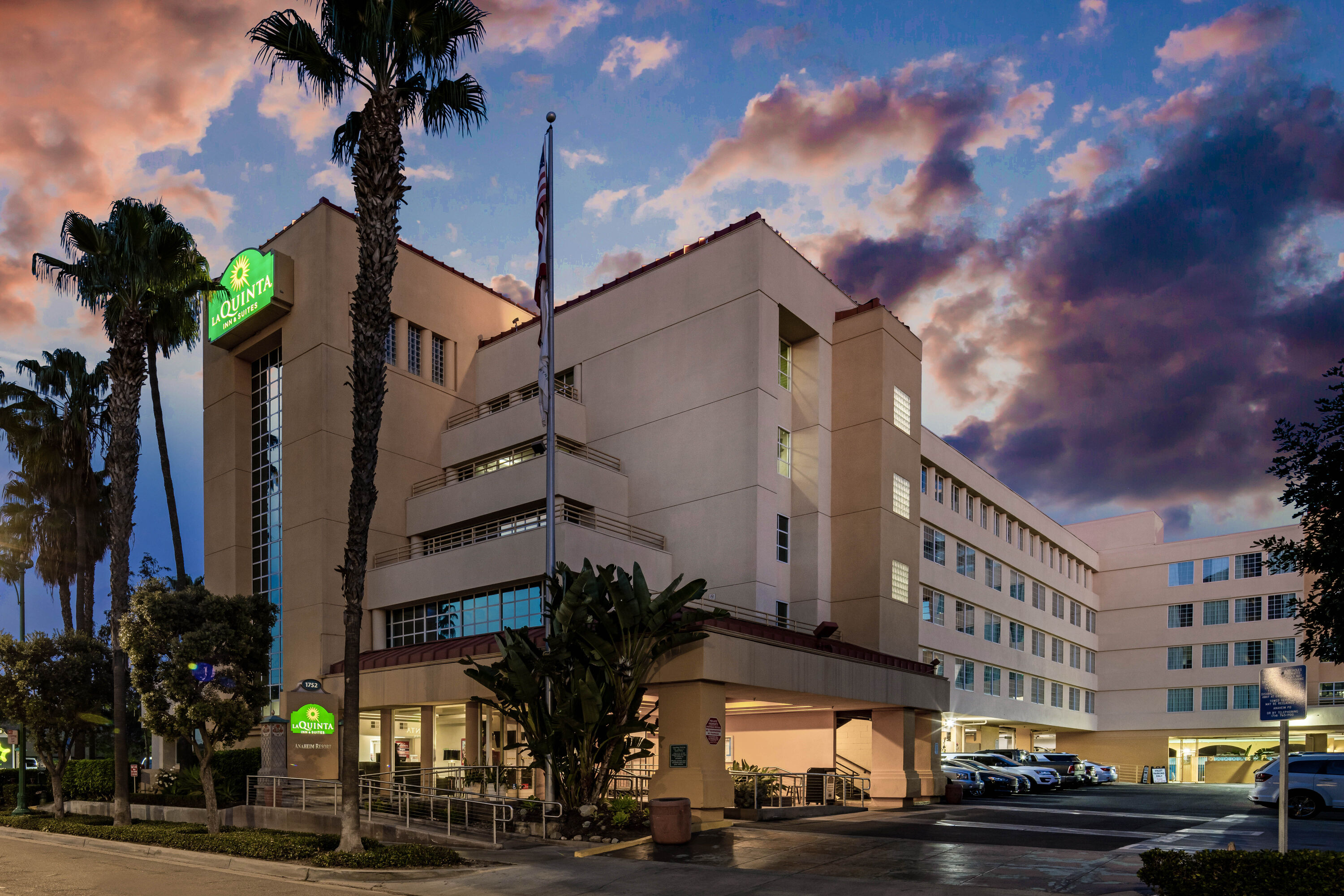 Exterior Dusk Image of La Quinta Inn & Suites by Wyndham Anaheim hotel in Anaheim, California