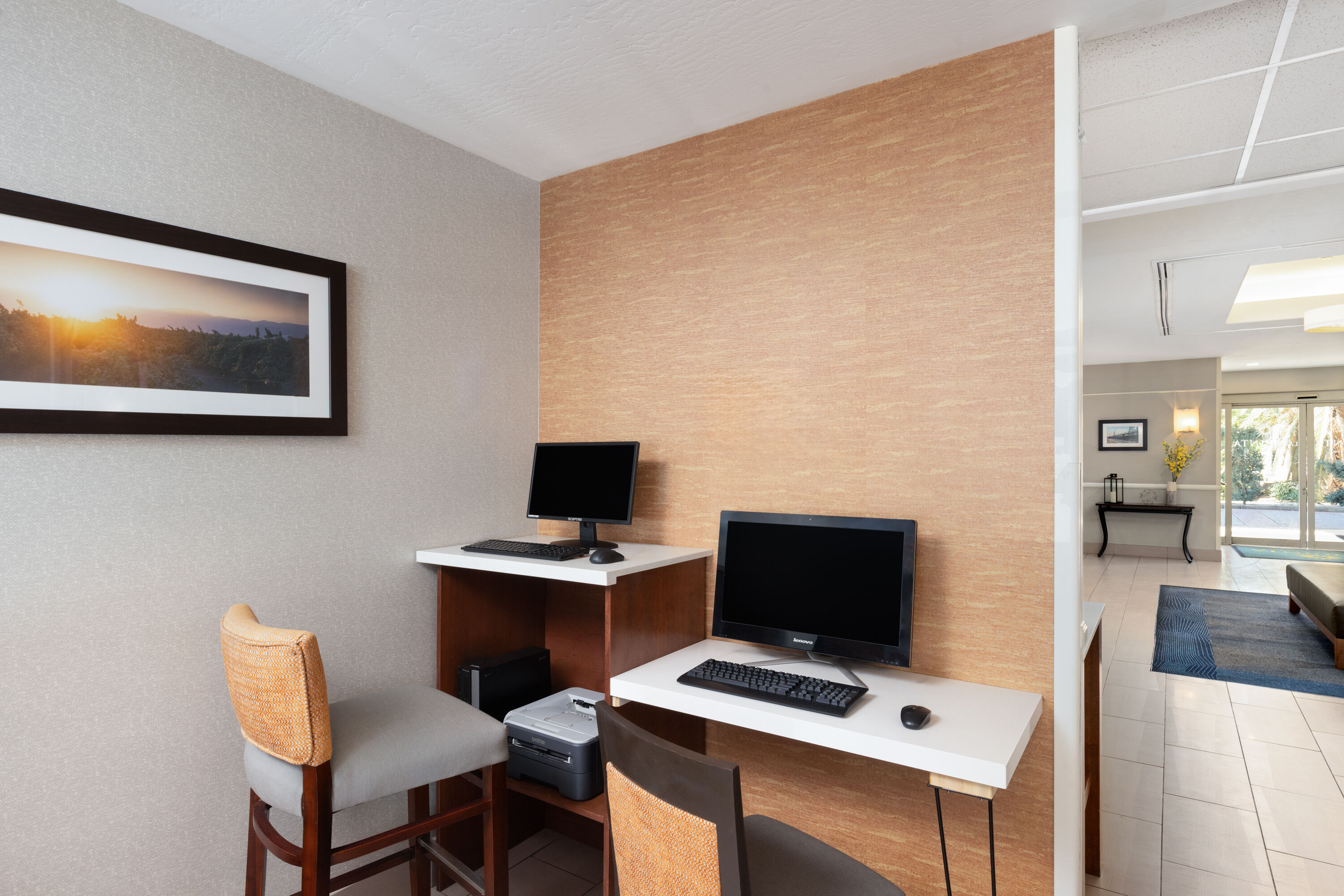 La Quinta Inn & Suites by Wyndham Bakersfield North business center in Bakersfield, California