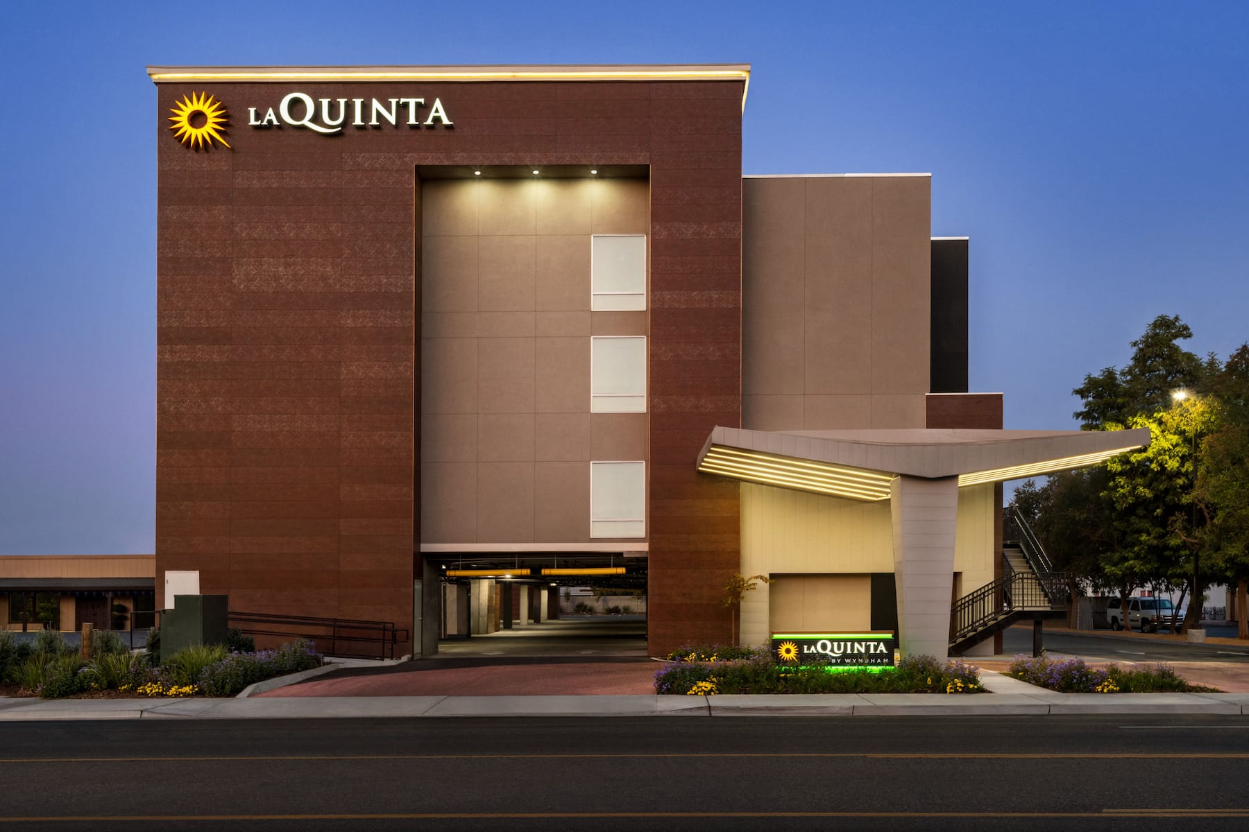 La Quinta Inn & Suites by Wyndham Clovis CA 