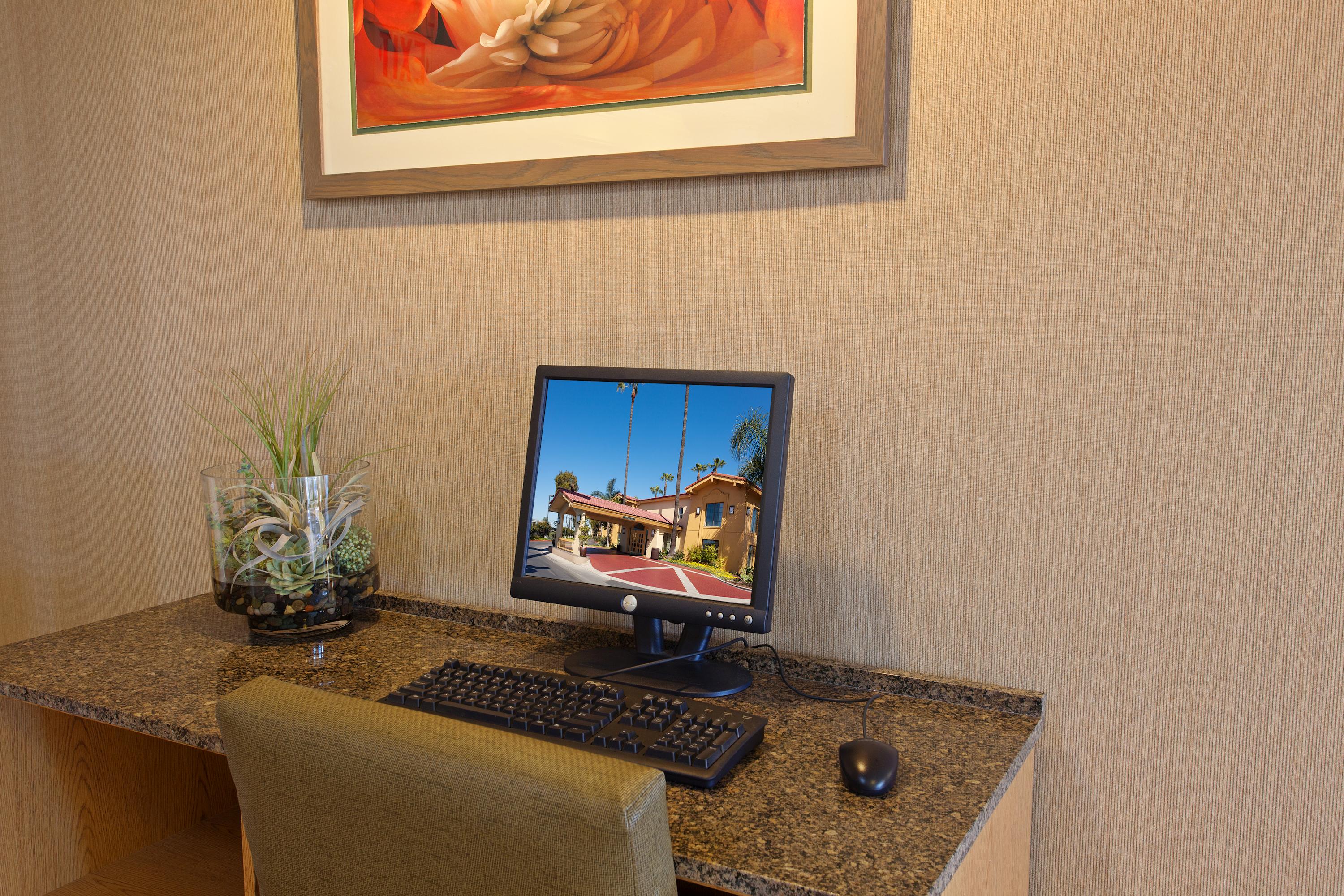 La Quinta Inn by Wyndham Costa Mesa / Newport Beach business center in Costa Mesa, California