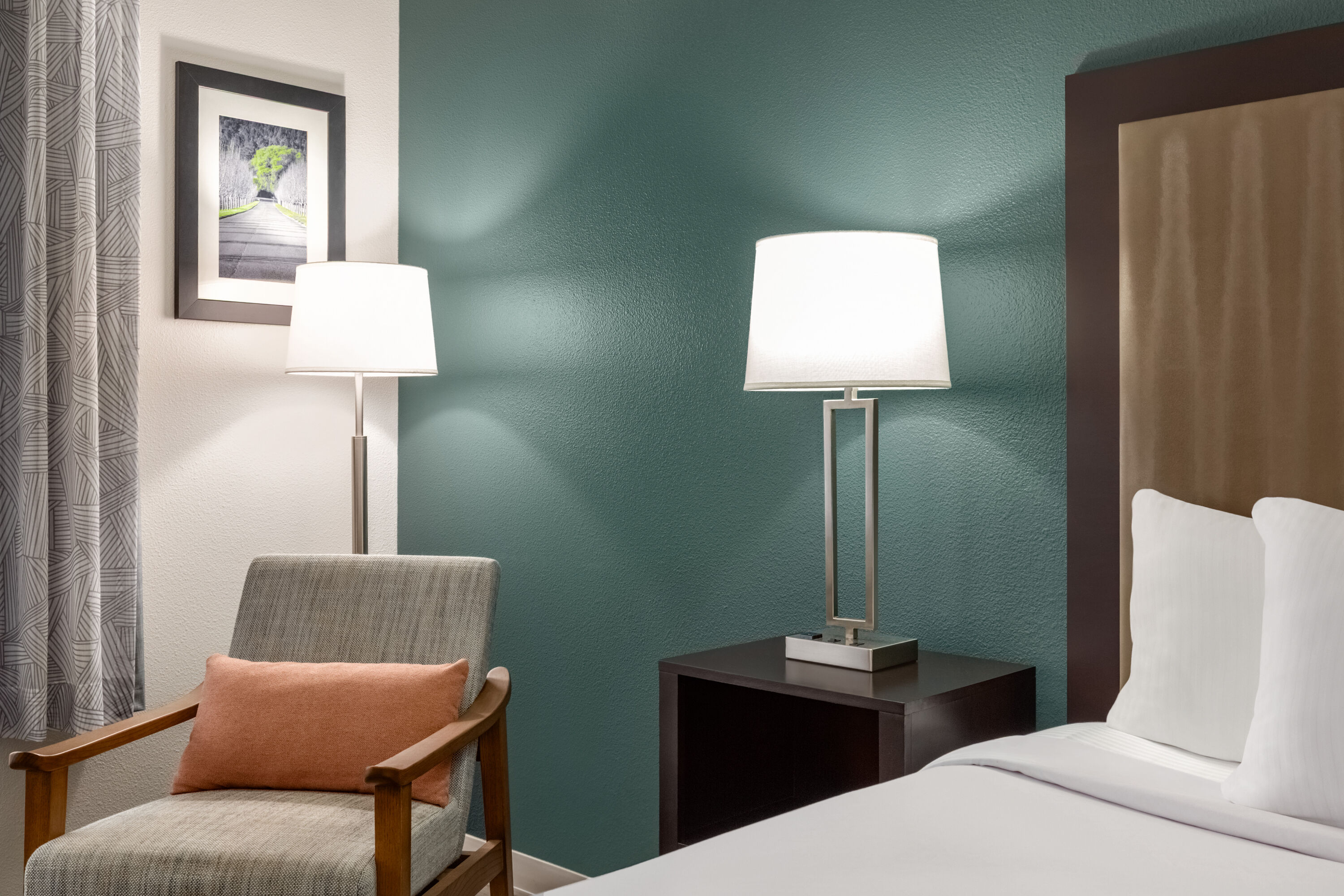 Guest room at the La Quinta Inn & Suites by Wyndham Fairfield - Napa Valley in Fairfield, California