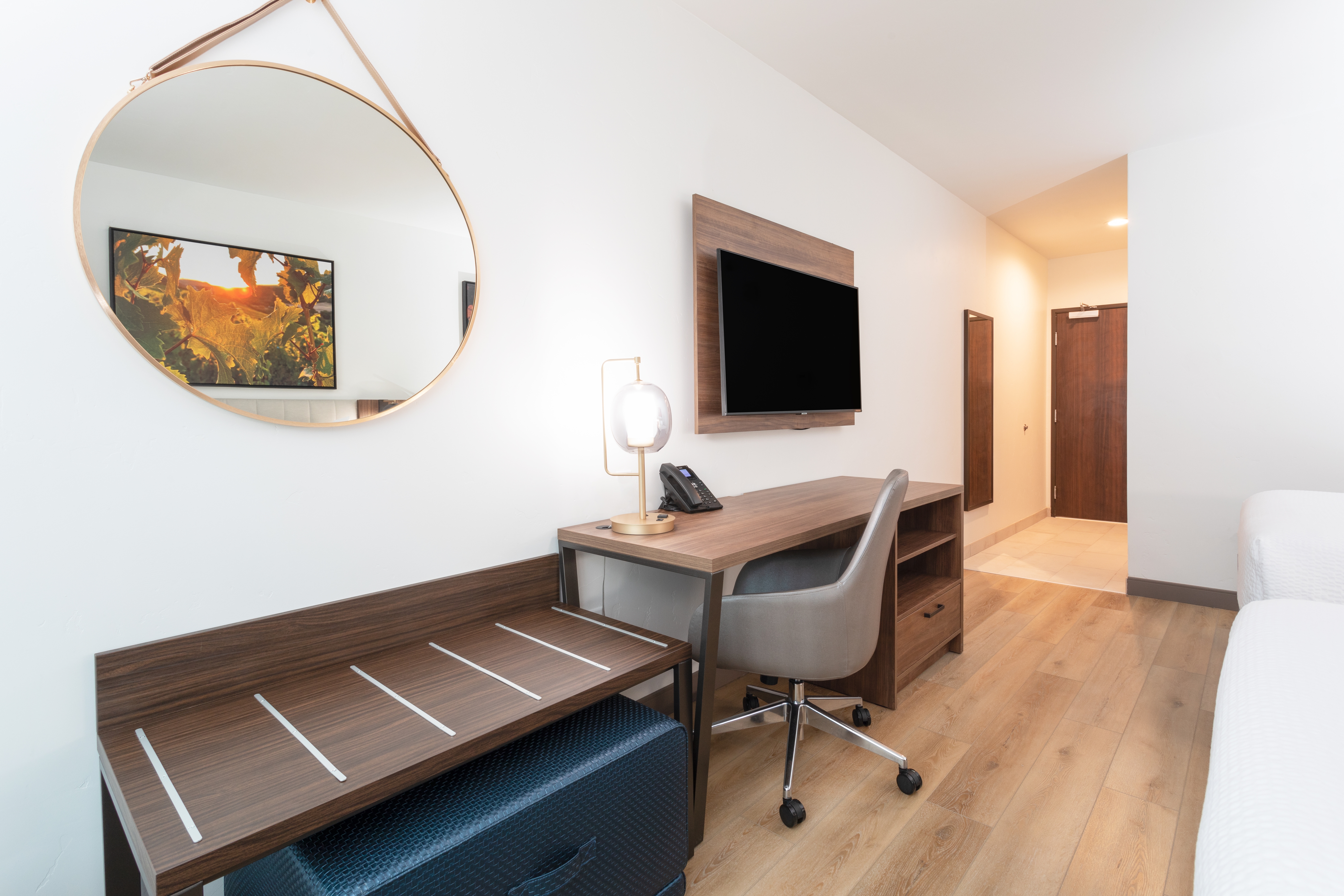 Guest room at the La Quinta Inn & Suites by Wyndham Galt Lodi North in Galt, California