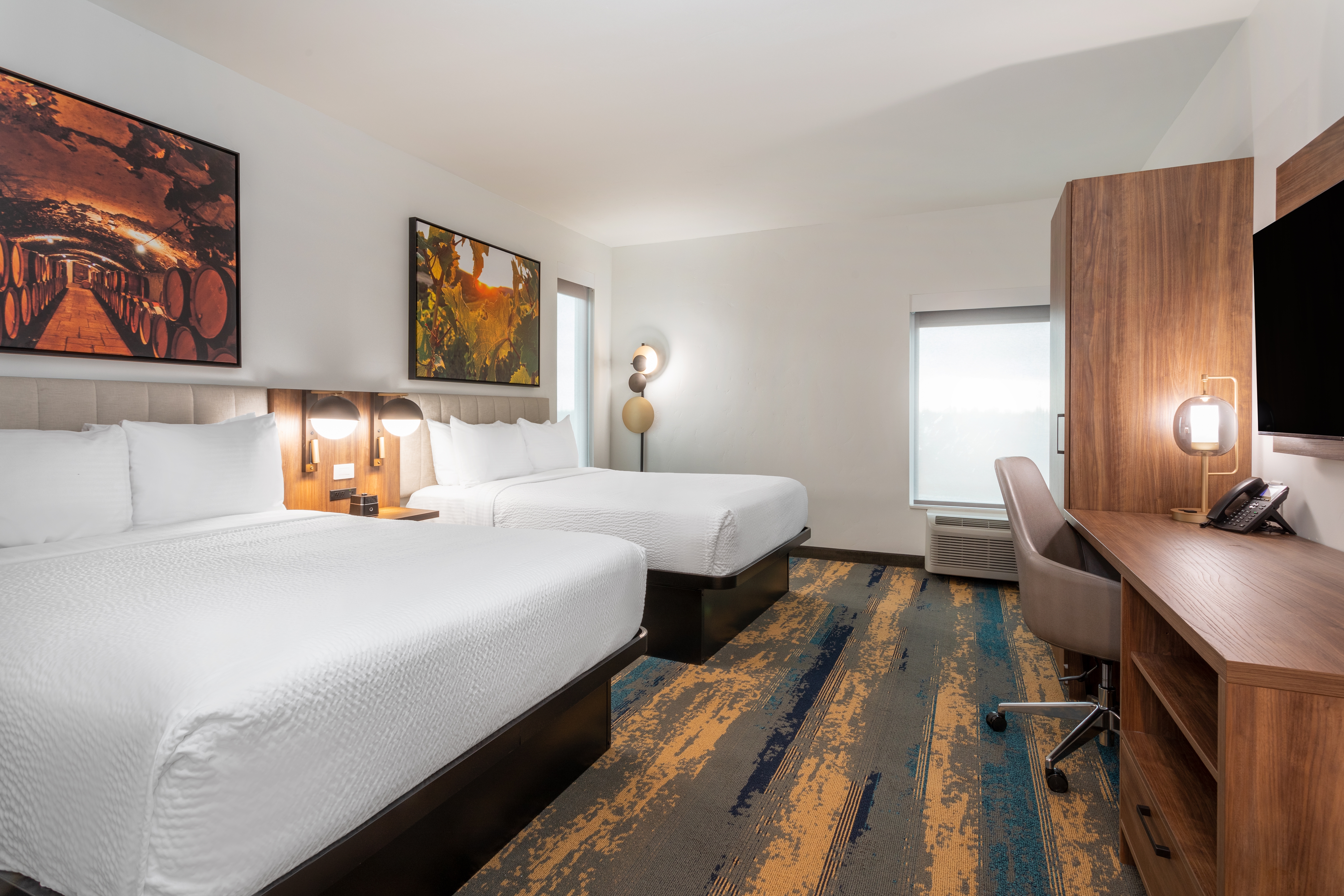 Guest room at the La Quinta Inn & Suites by Wyndham Galt Lodi North in Galt, California