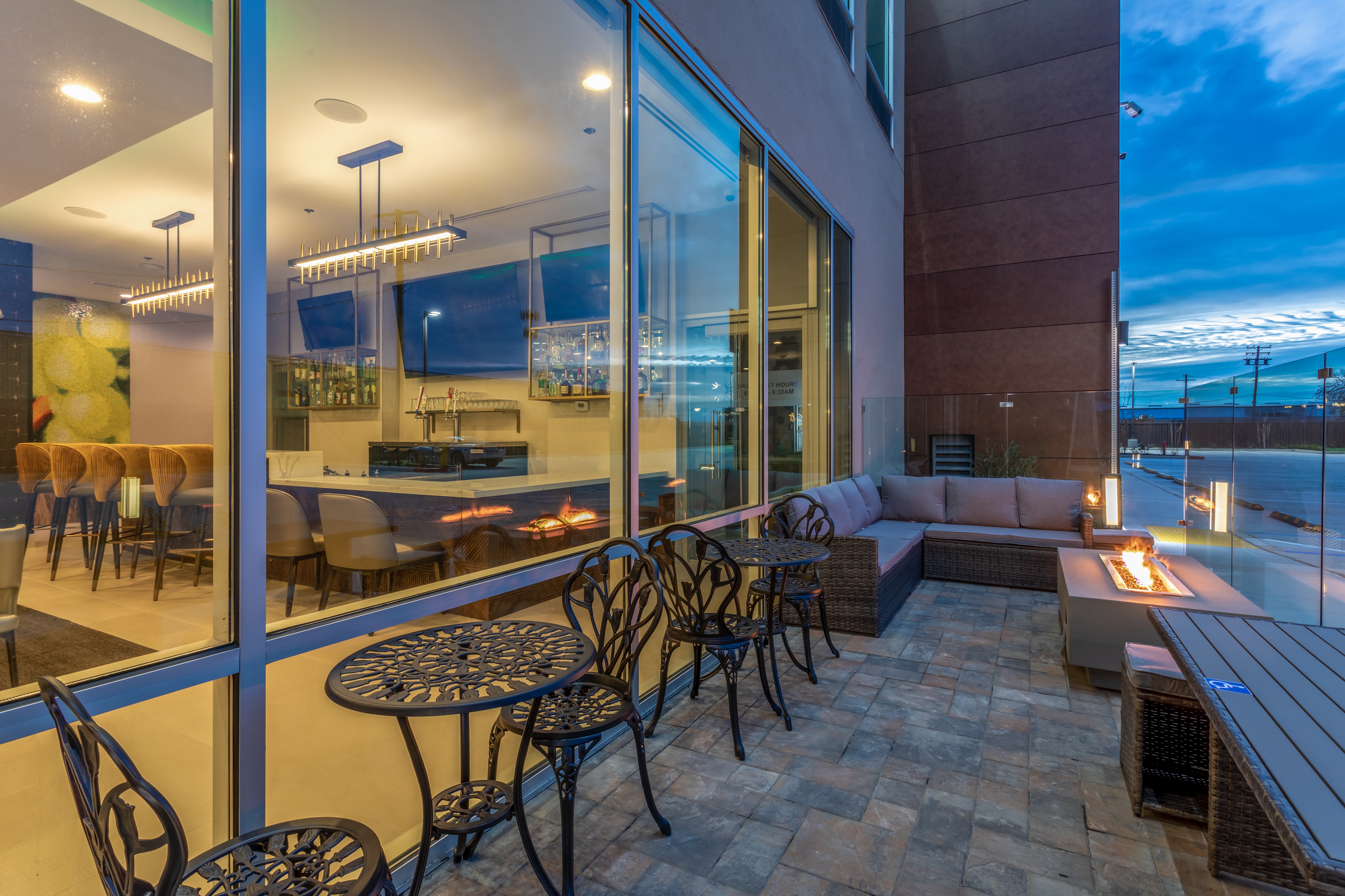 Courtyard at La Quinta Inn & Suites by Wyndham Galt Lodi North in Galt, California