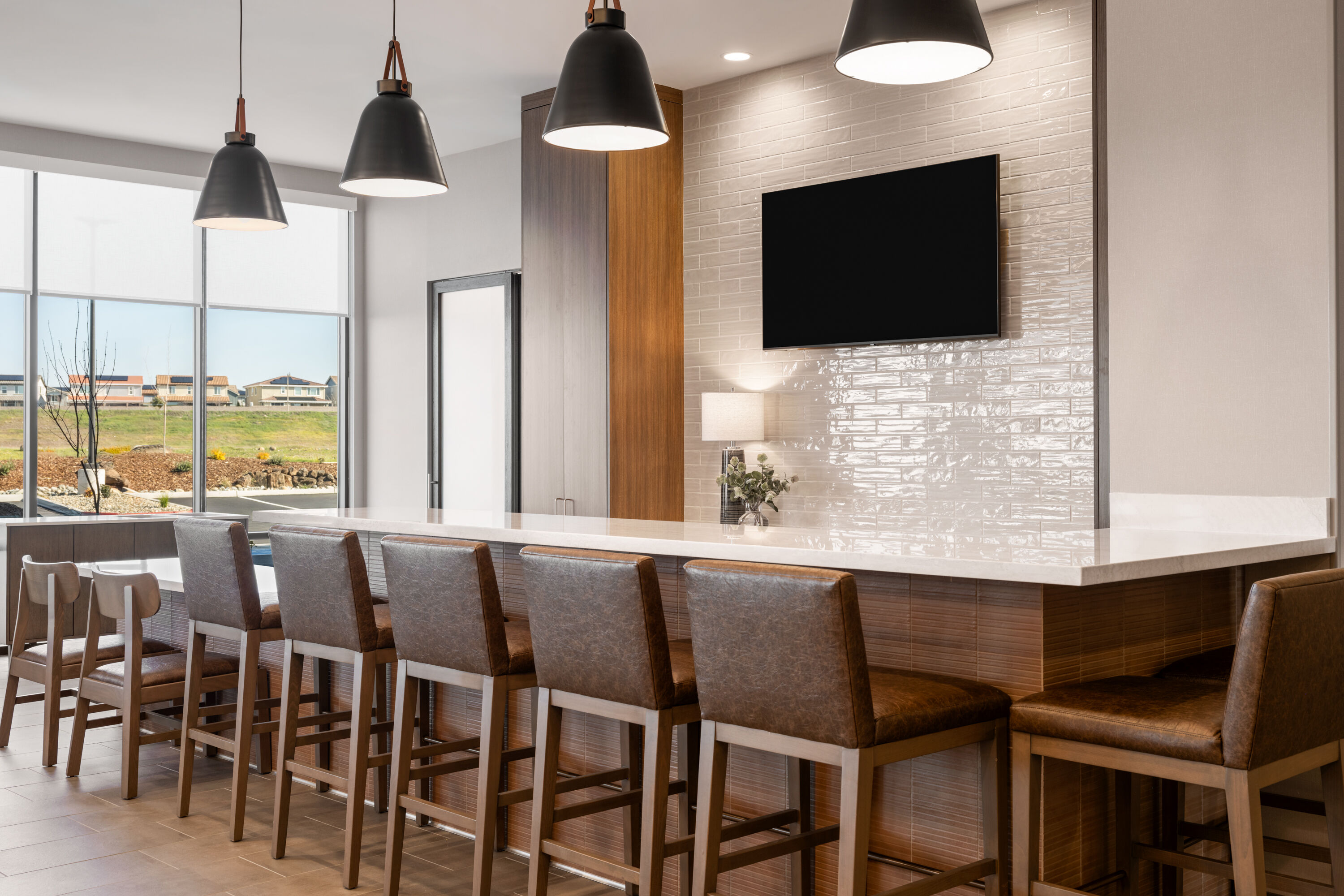 Free breakfast at La Quinta Inn & Suites by Wyndham Lincoln in Lincoln, California