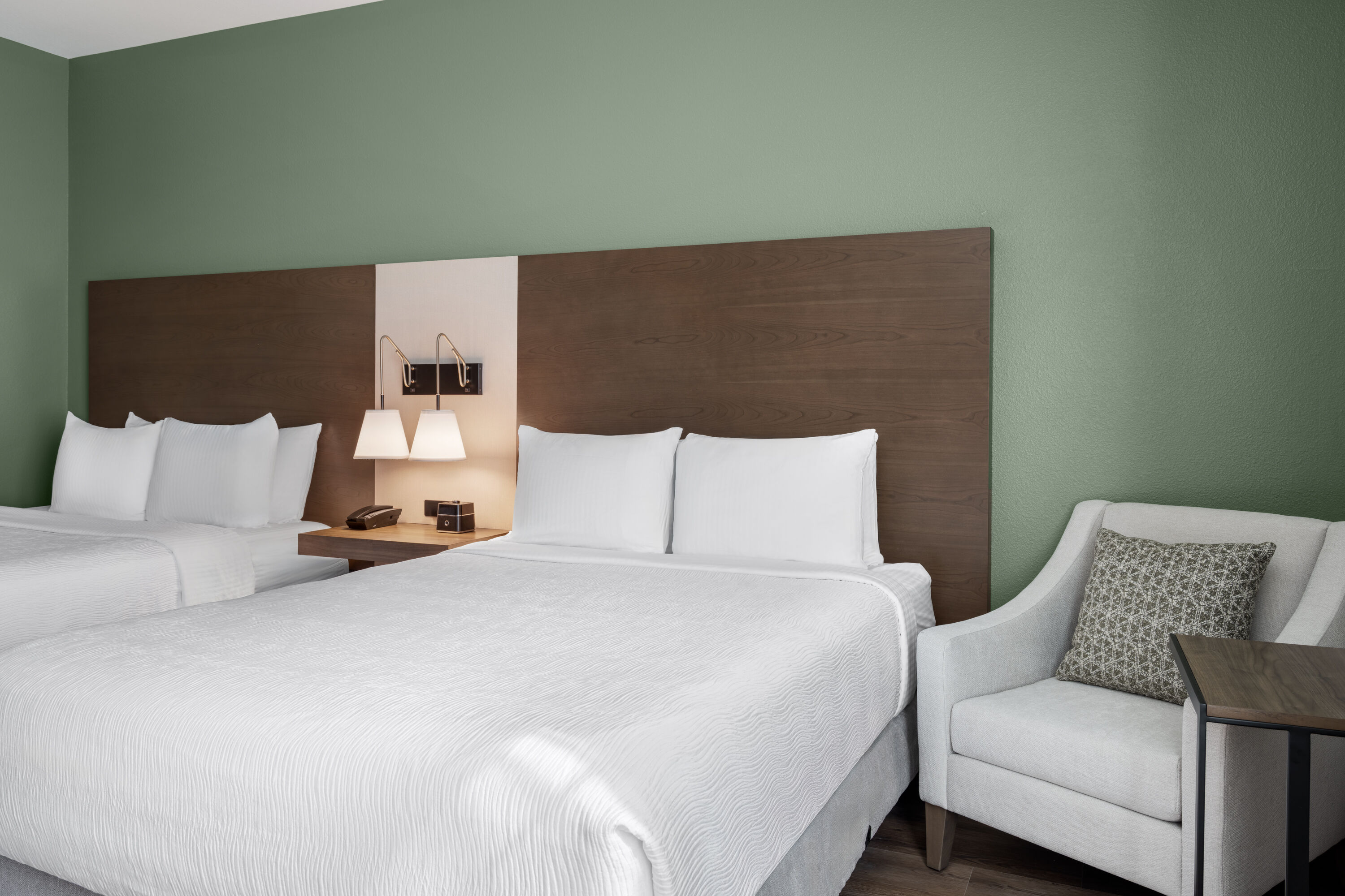 Guest room at the La Quinta Inn & Suites by Wyndham Lincoln in Lincoln, California