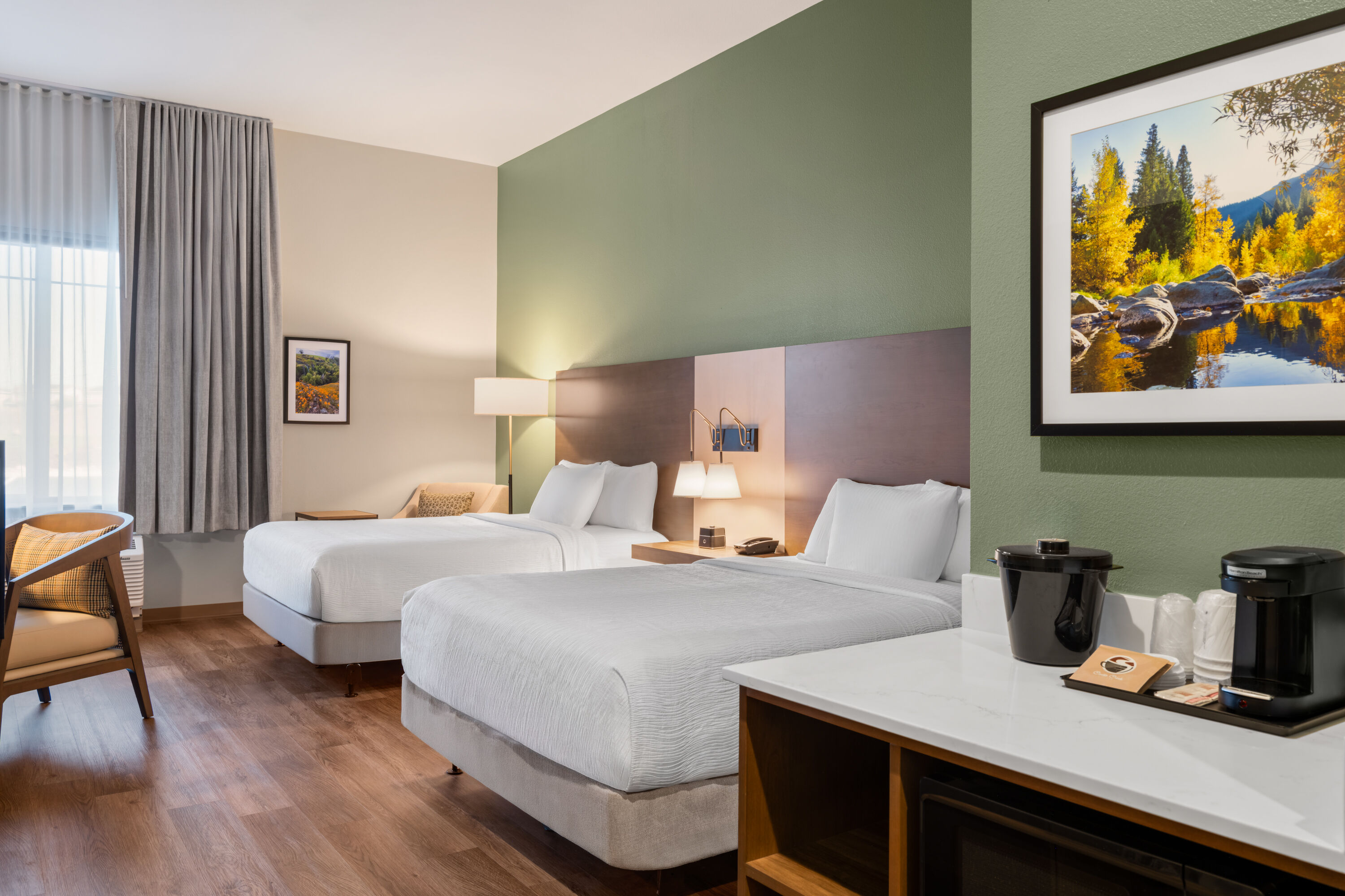 Guest room at the La Quinta Inn & Suites by Wyndham Lincoln in Lincoln, California