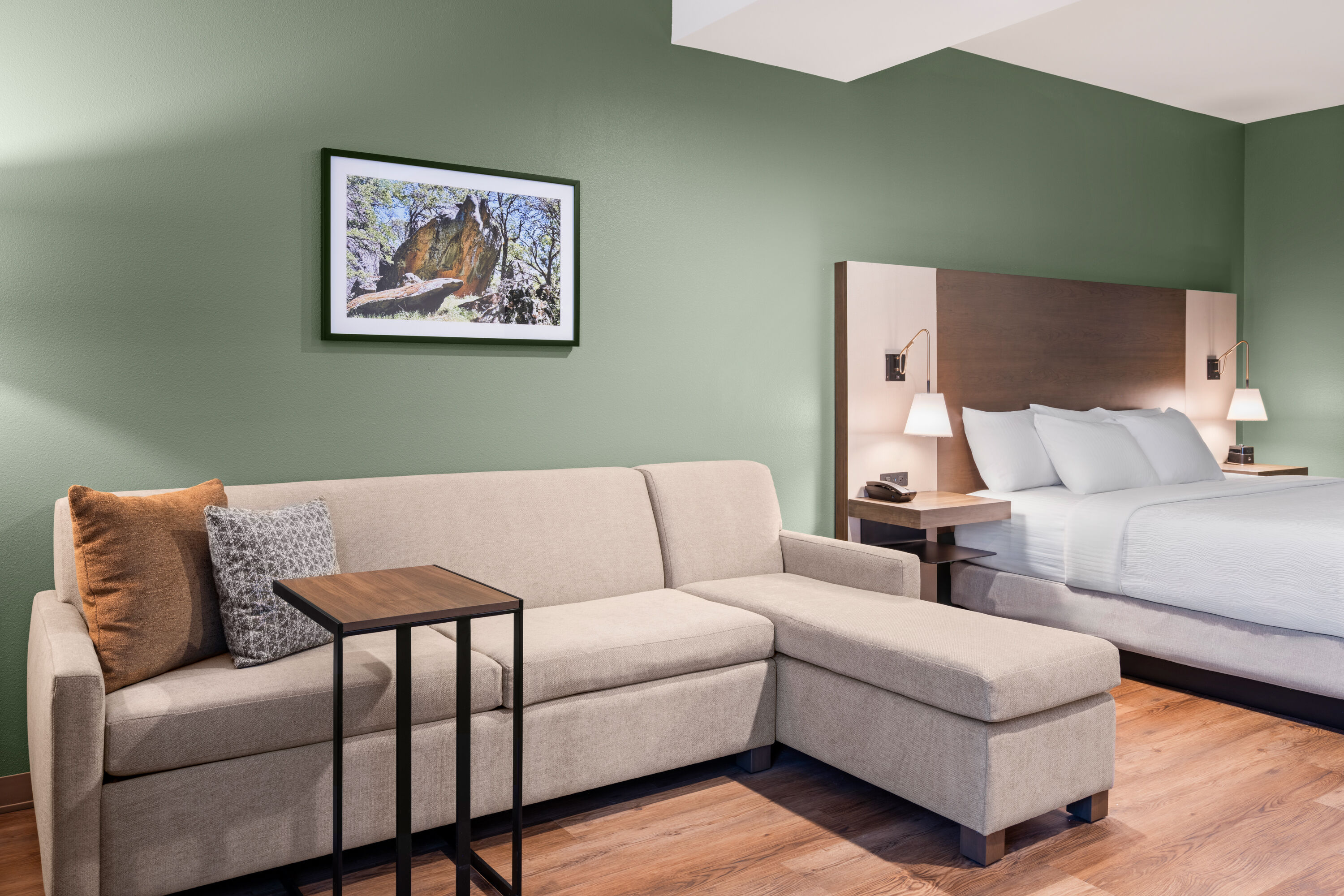 La Quinta Inn & Suites by Wyndham Lincoln suite in Lincoln, California