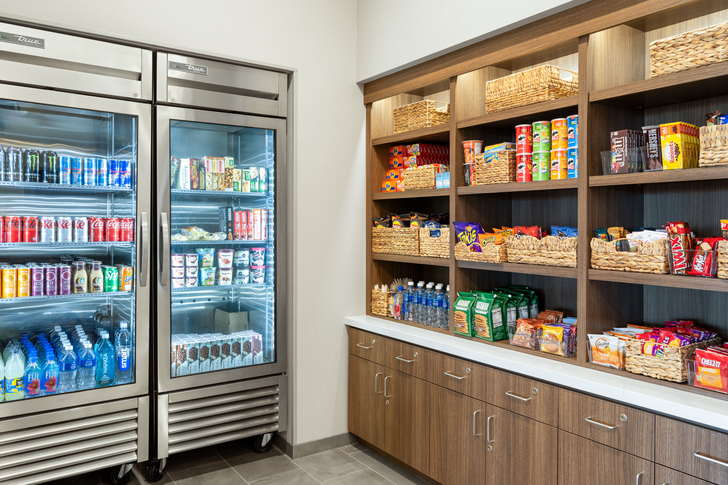 Mart at La Quinta Inn & Suites by Wyndham Lincoln in Lincoln, California