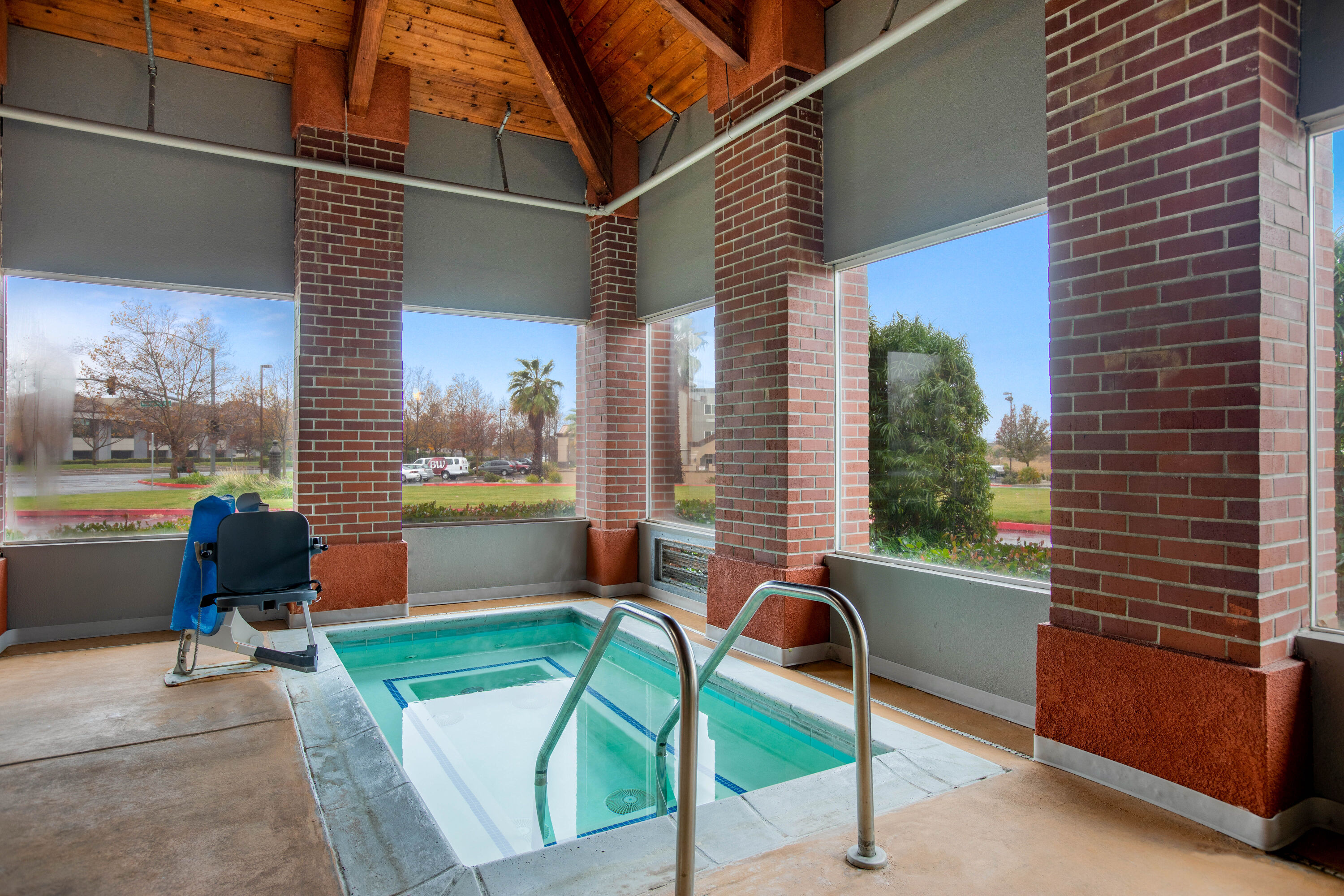 Hot tub at the La Quinta Inn by Wyndham Livermore in Livermore, California