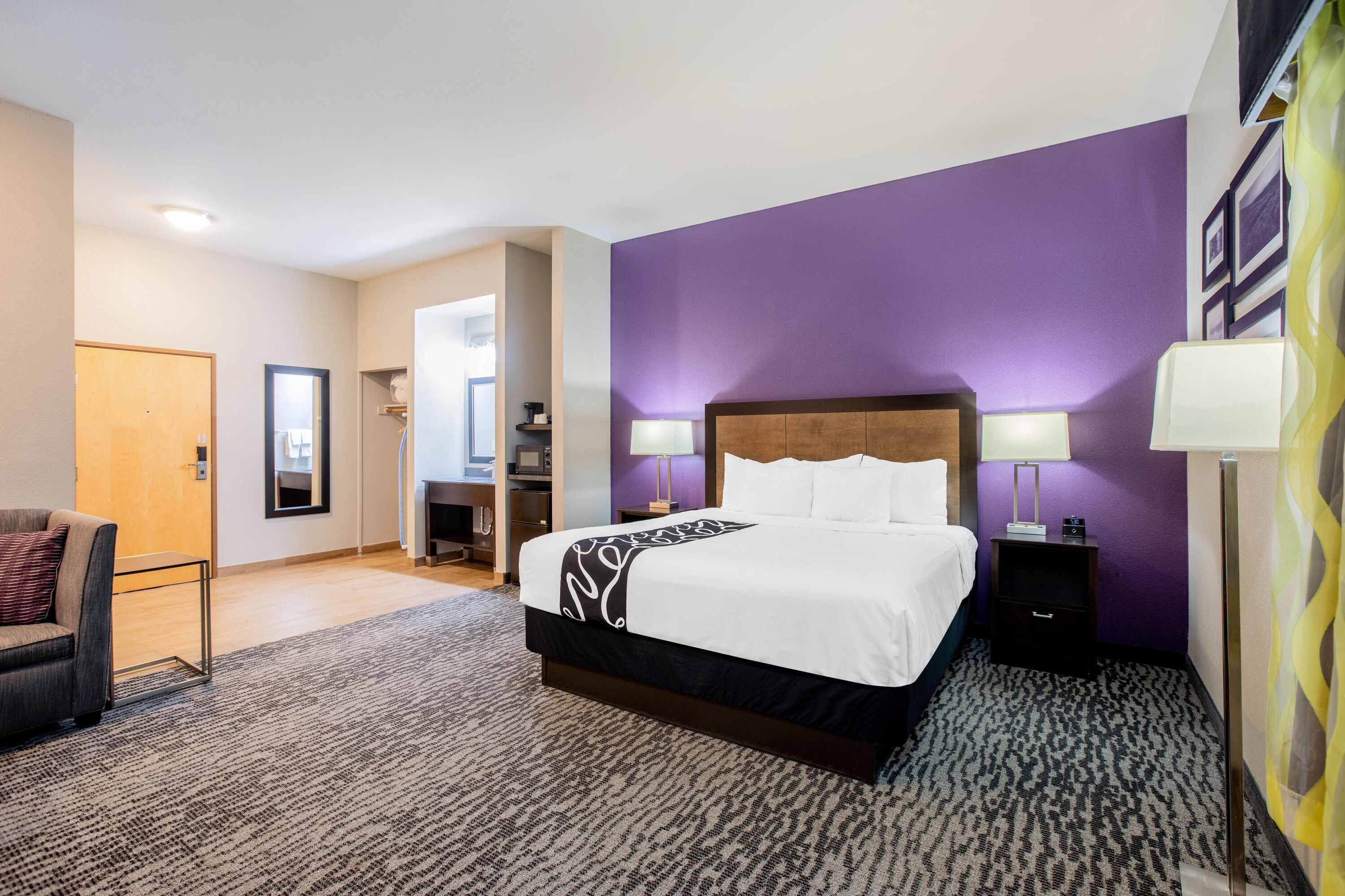 La Quinta Inn by Wyndham Livermore suite in Livermore, California