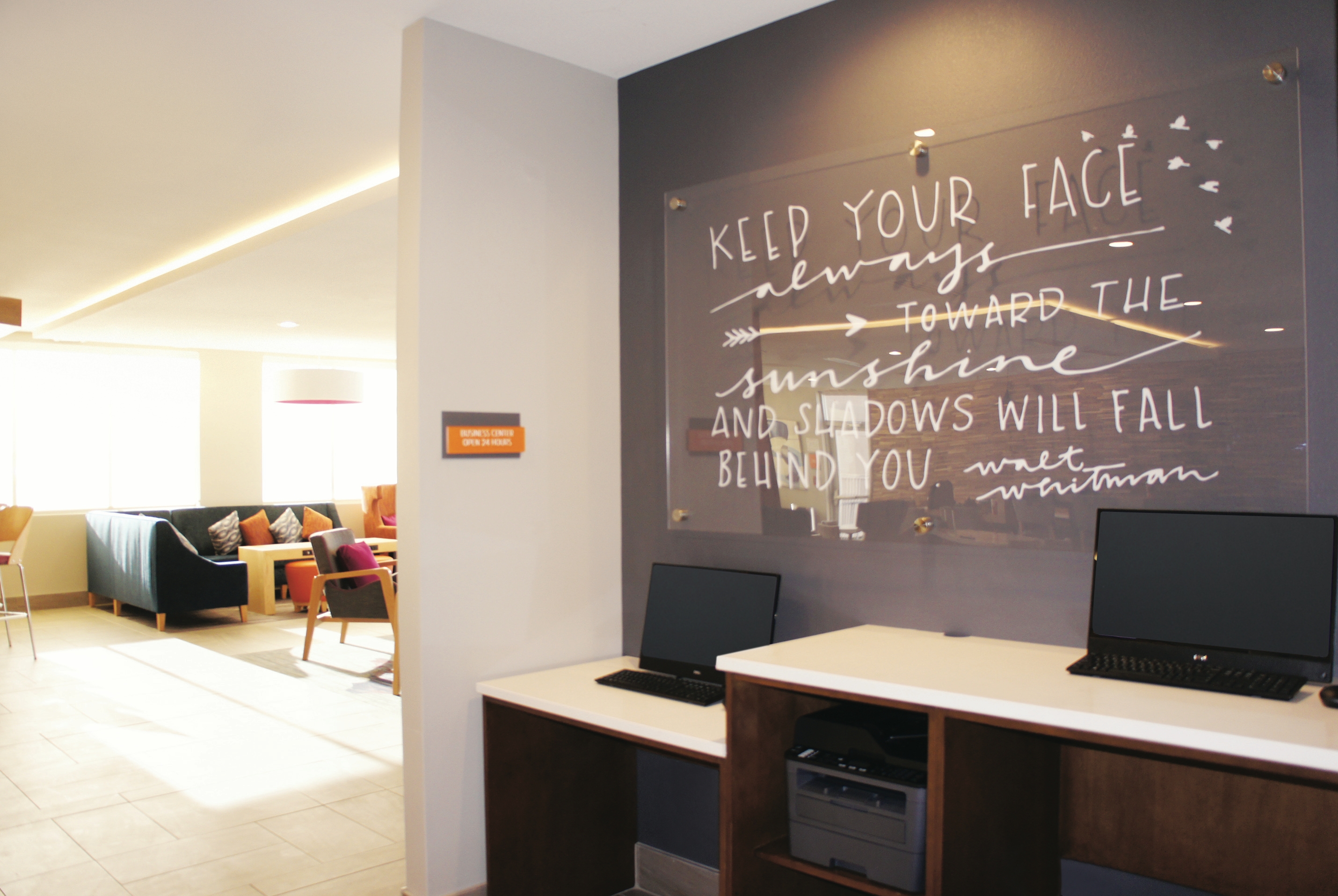 La Quinta Inn & Suites by Wyndham Madera business center feature in Madera, California