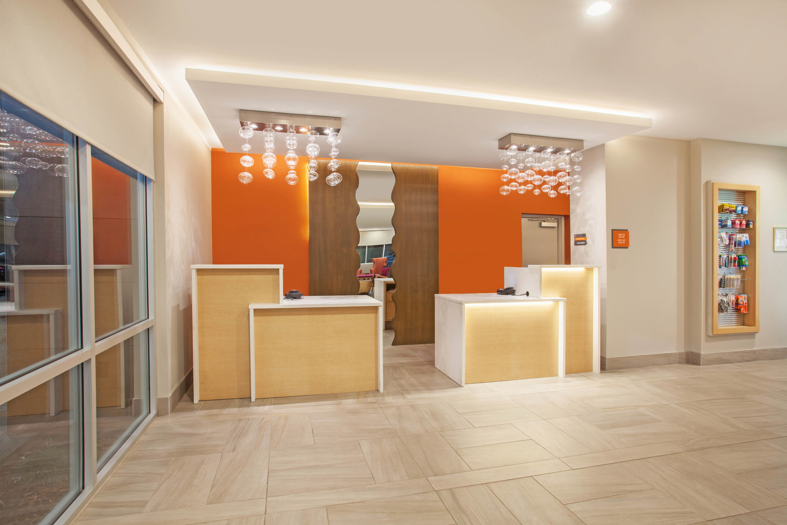 La Quinta Inn & Suites by Wyndham Madera reception in Madera, California