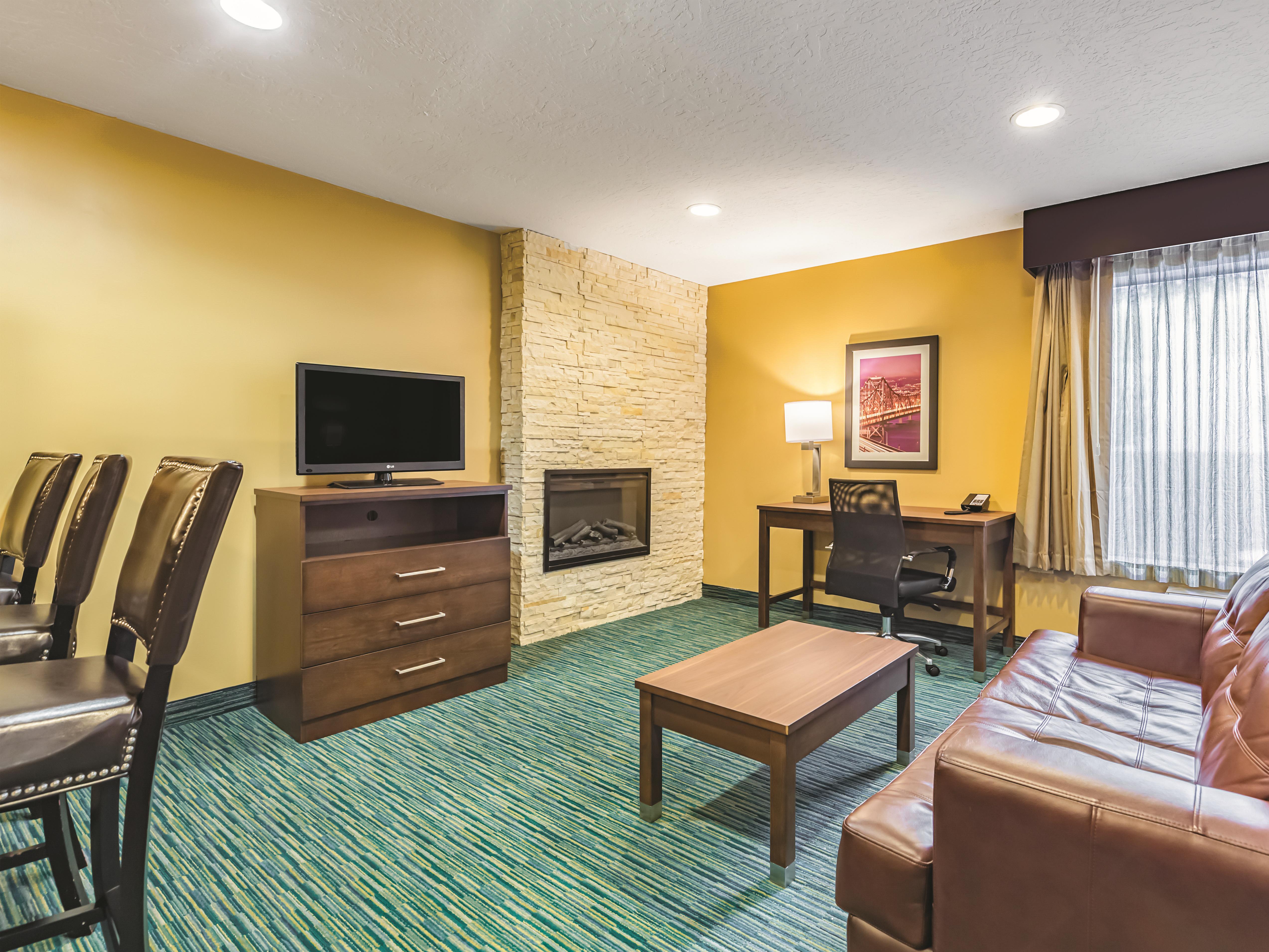 Guest room at the La Quinta Inn & Suites by Wyndham San Francisco Airport West in Millbrae, California