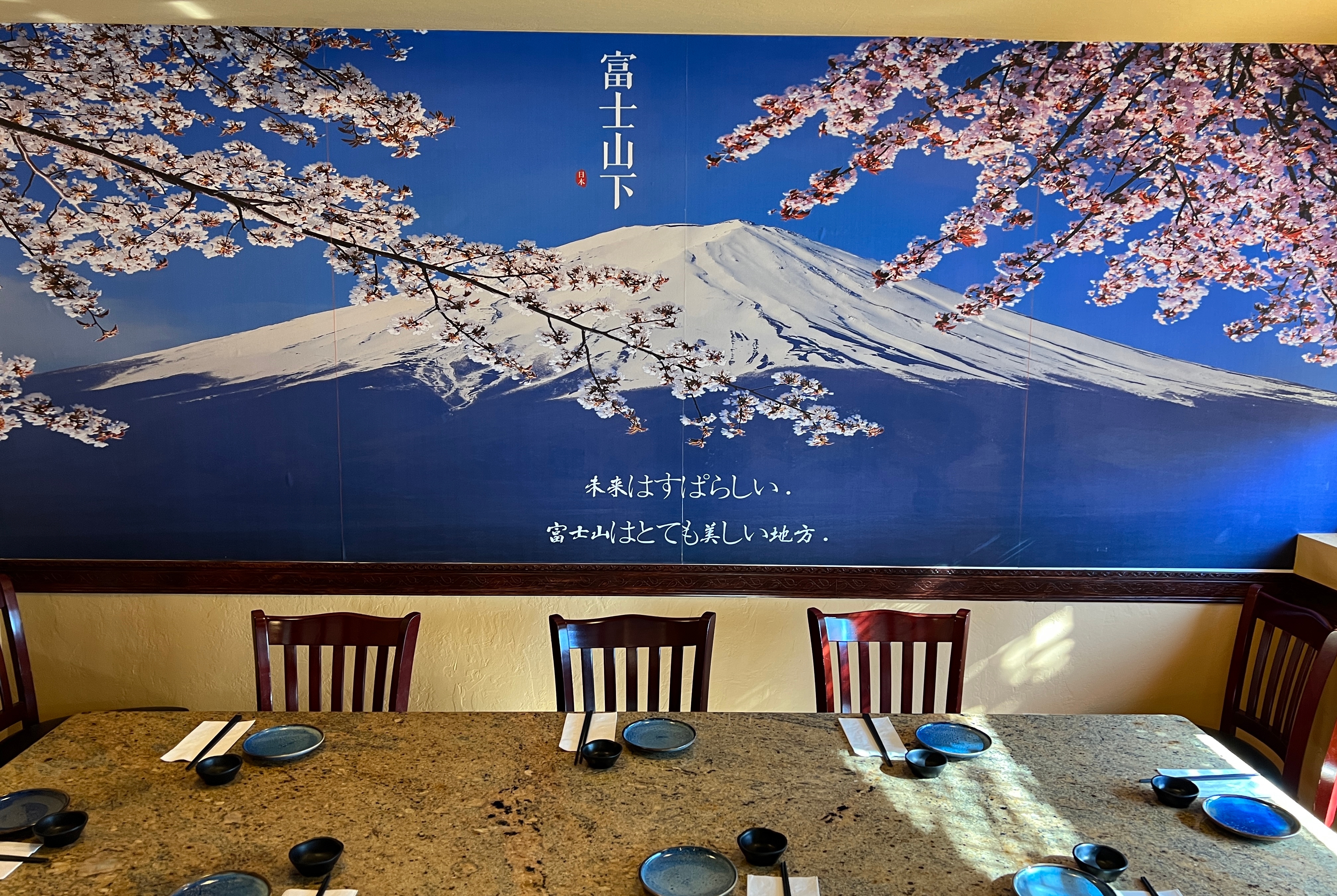 La Quinta Inn & Suites by Wyndham San Francisco Airport West restaurant in Millbrae, California