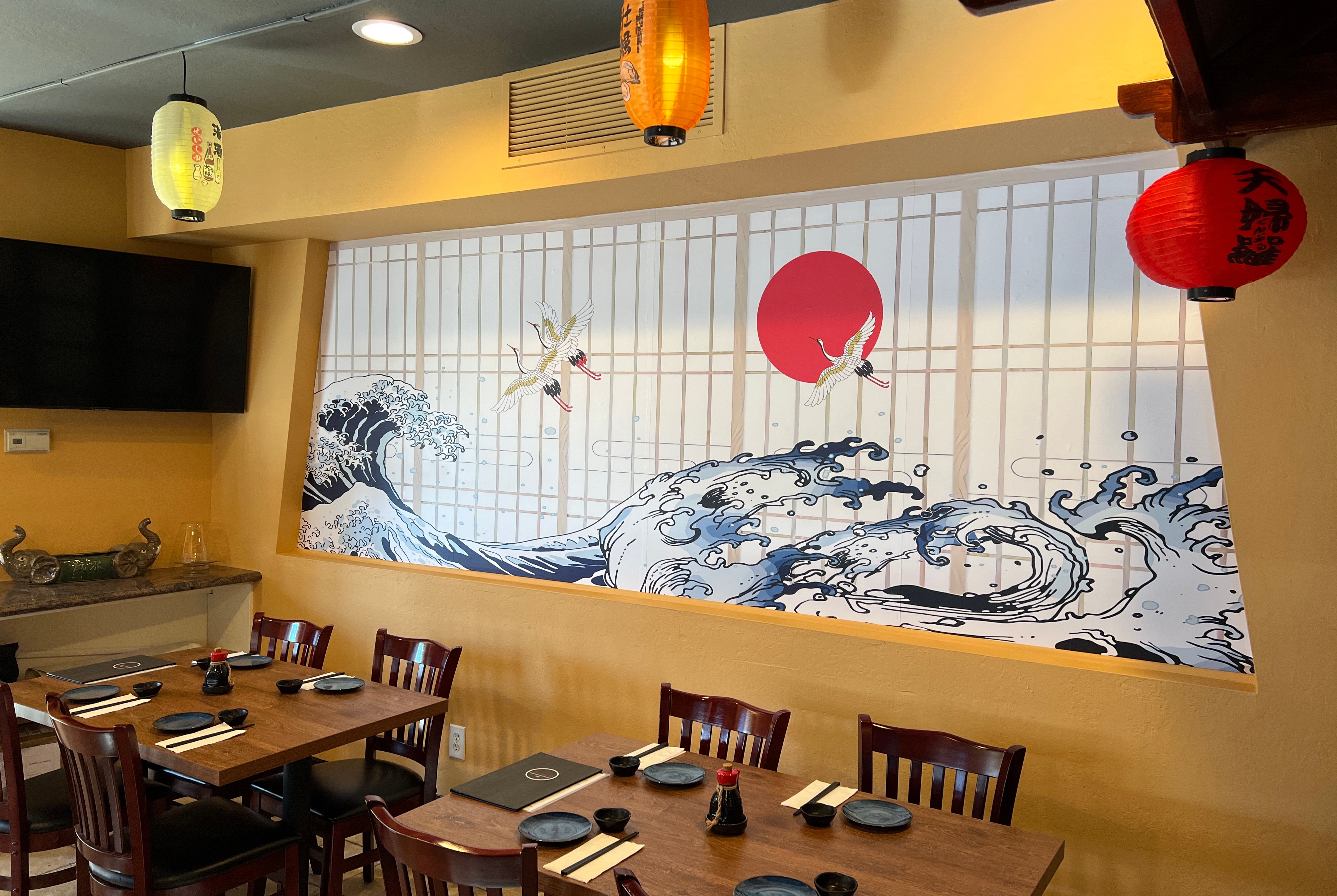 La Quinta Inn & Suites by Wyndham San Francisco Airport West restaurant in Millbrae, California