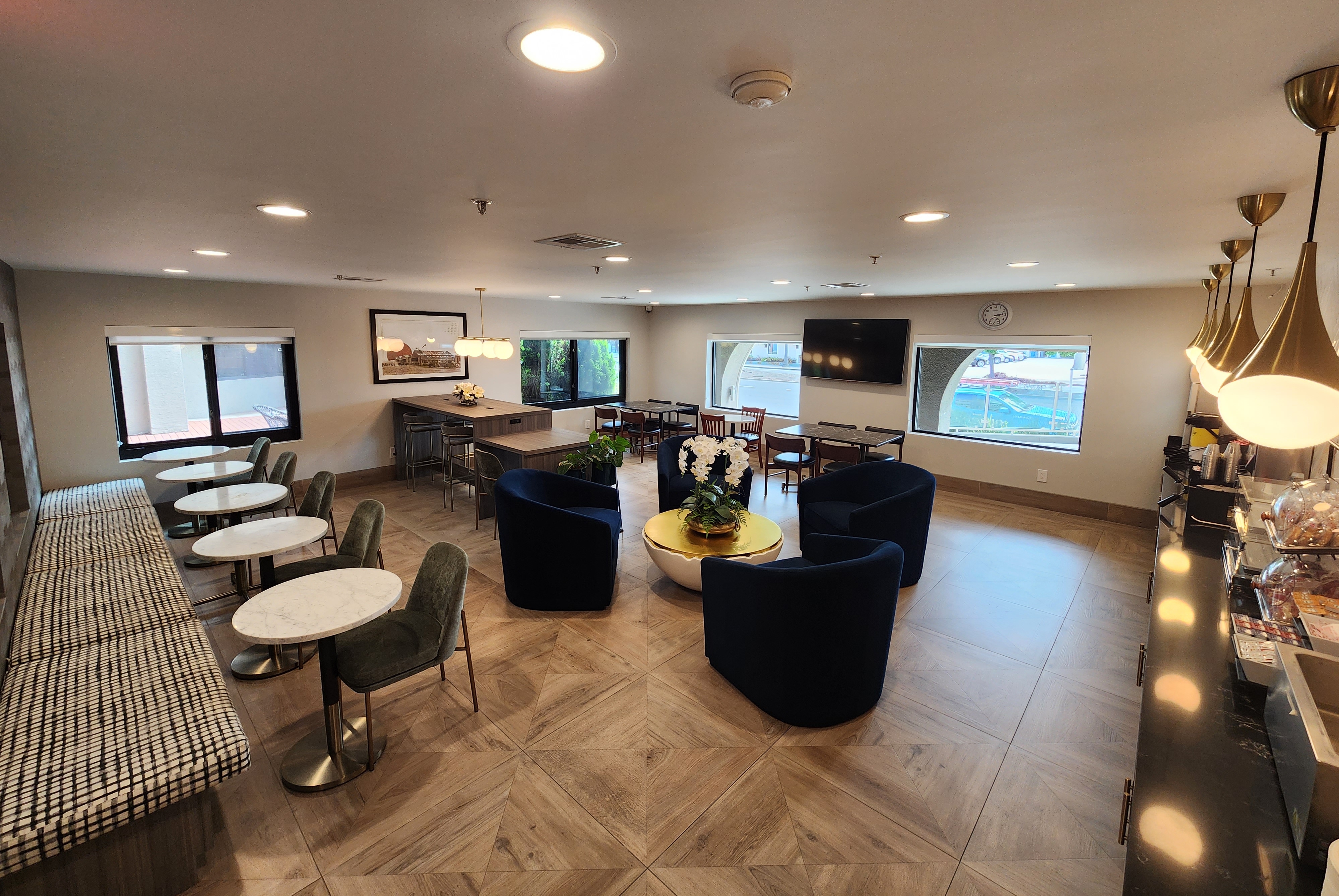 Free breakfast at La Quinta Inn & Suites by Wyndham San Francisco Airport West in Millbrae, California