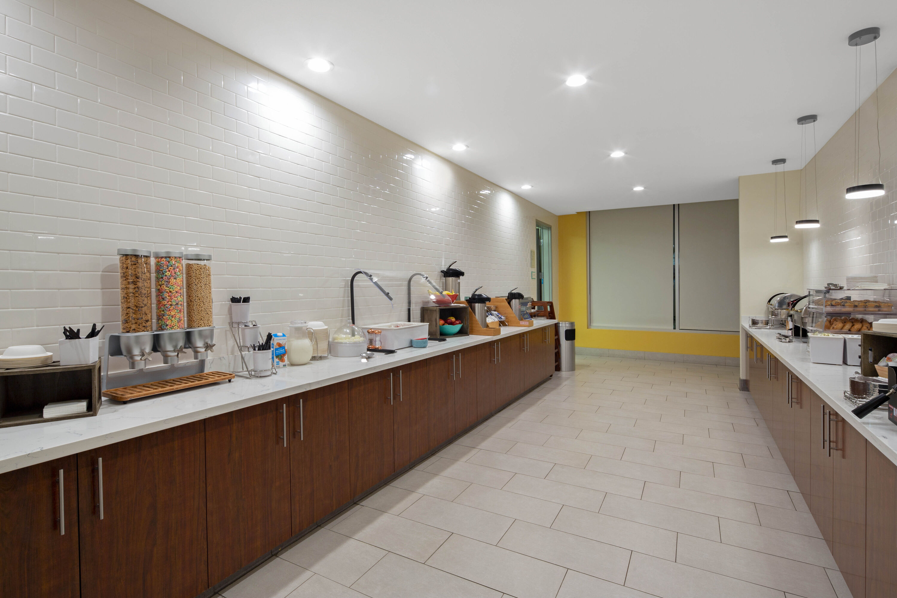 Free breakfast at La Quinta Inn & Suites by Wyndham Morgan Hill-San Jose South in Morgan Hill, California