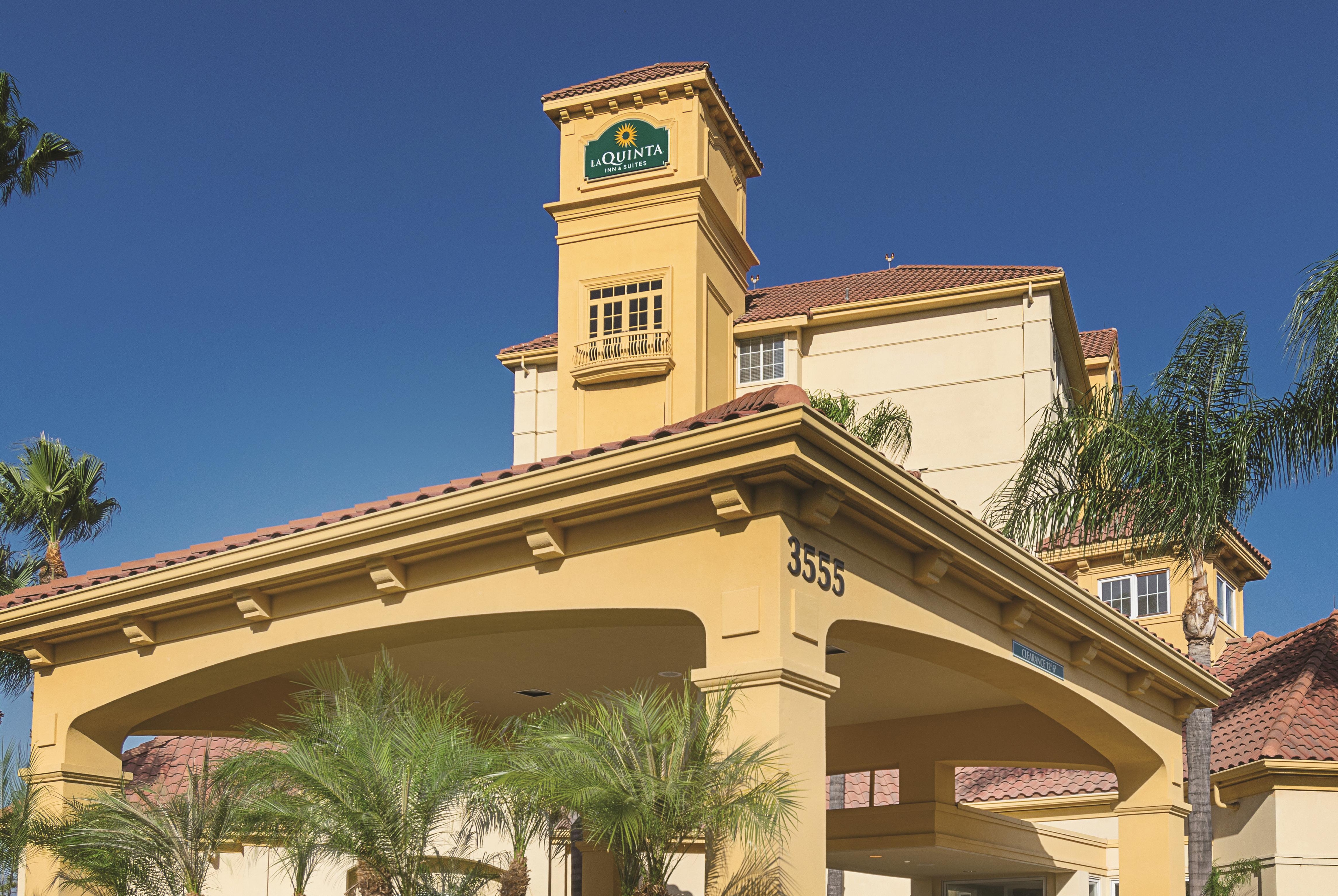 Exterior of La Quinta Inn & Suites by Wyndham Ontario Airport hotel in Ontario, California