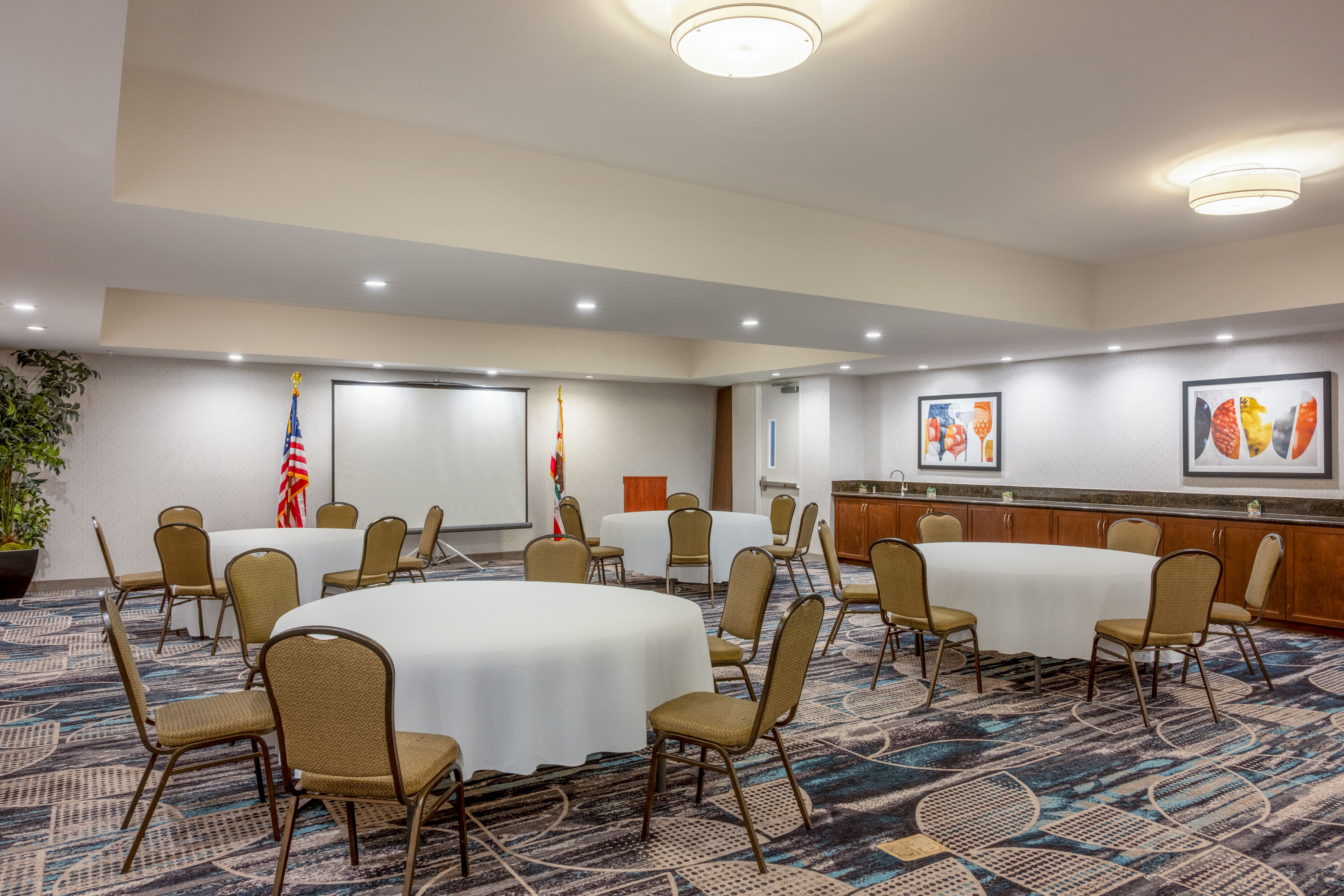 Meeting room at La Quinta Inn & Suites by Wyndham Paso Robles in Paso Robles, California