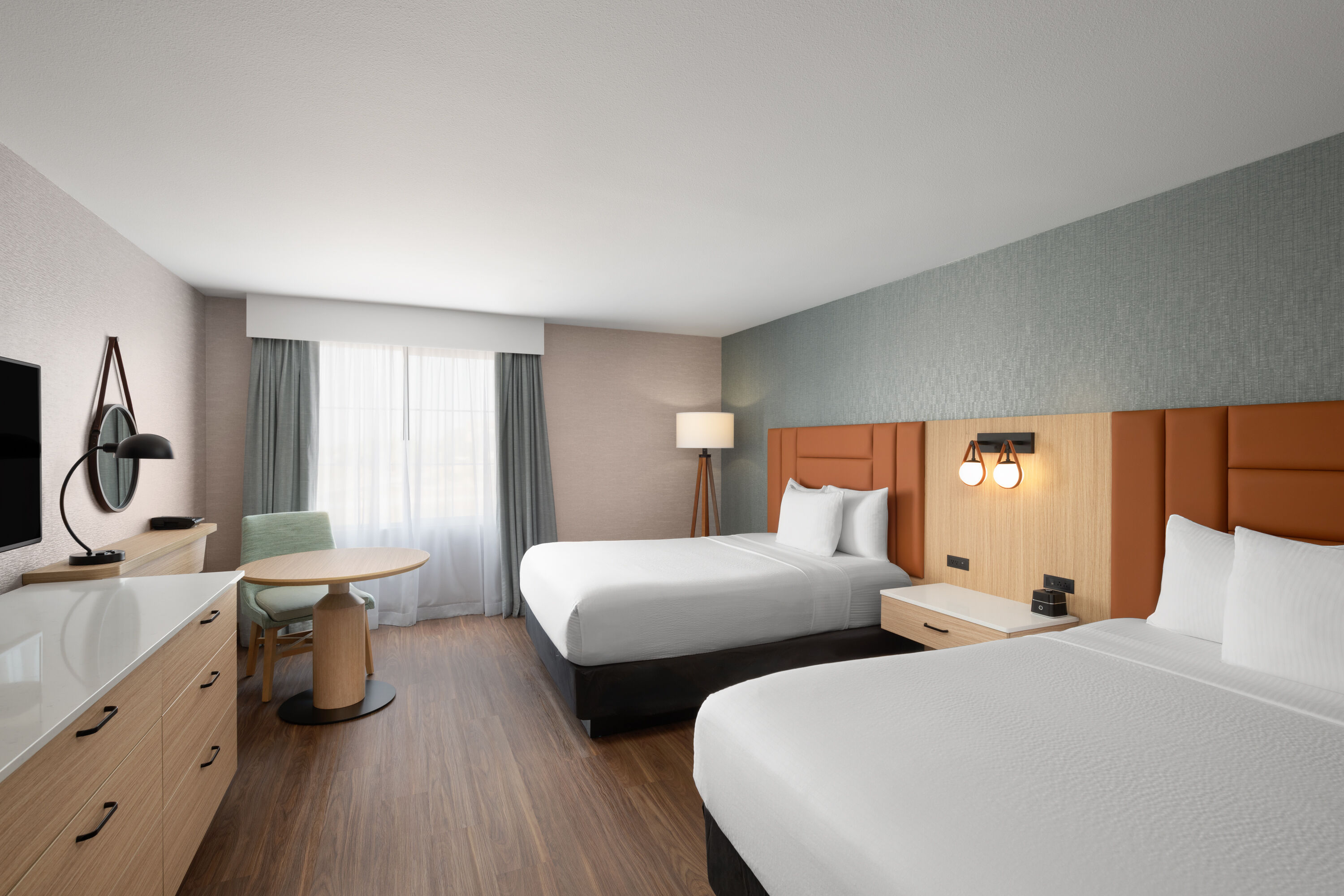 La Quinta Inn & Suites by Wyndham Paso Robles suite in Paso Robles, California