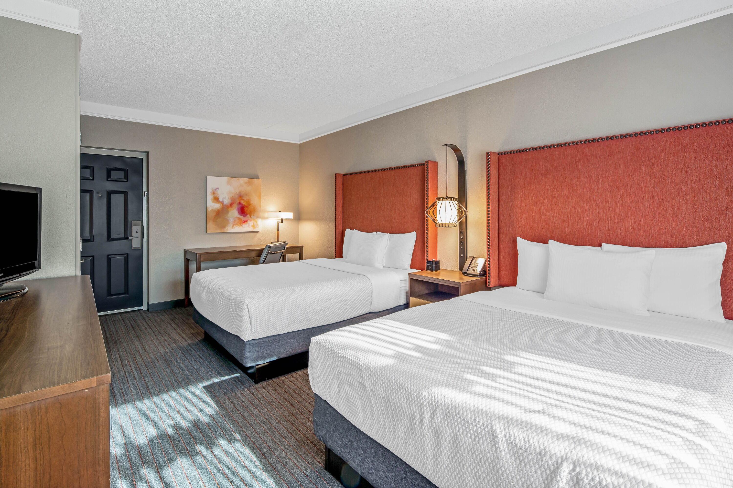 La Quinta Inn & Suites by Wyndham San Francisco Airport N S. San