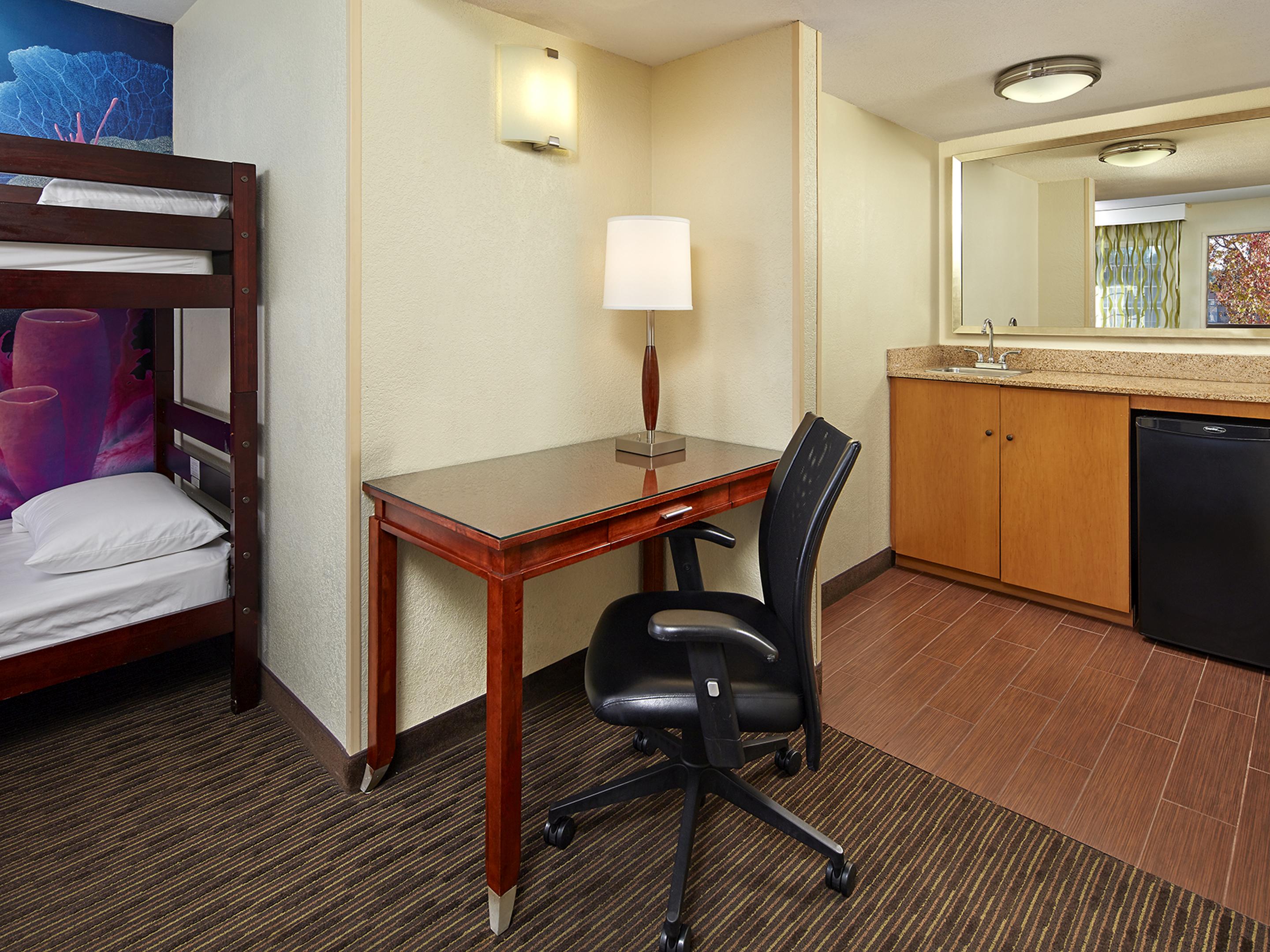 La Quinta Inn & Suites by Wyndham San Diego SeaWorld/Zoo San Diego