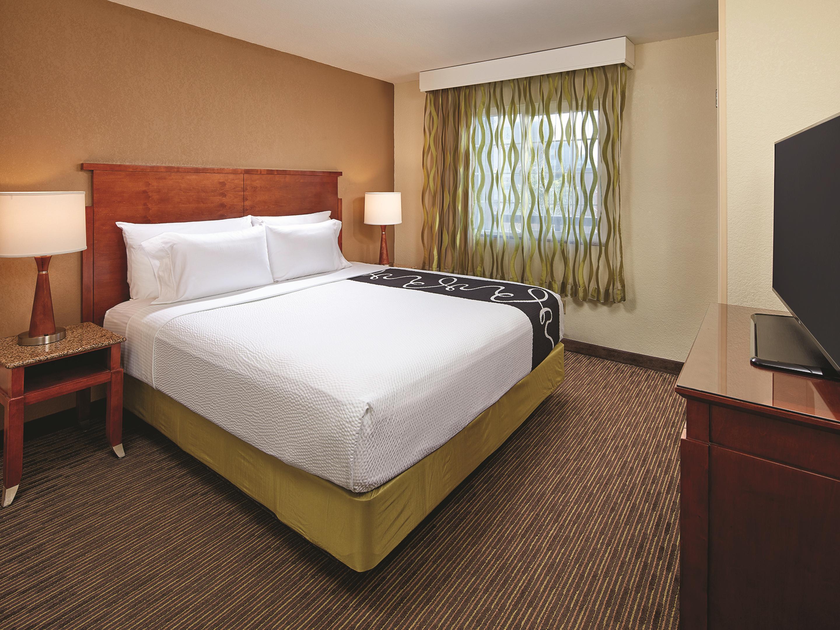 La Quinta Inn & Suites by Wyndham San Diego SeaWorld/Zoo San Diego
