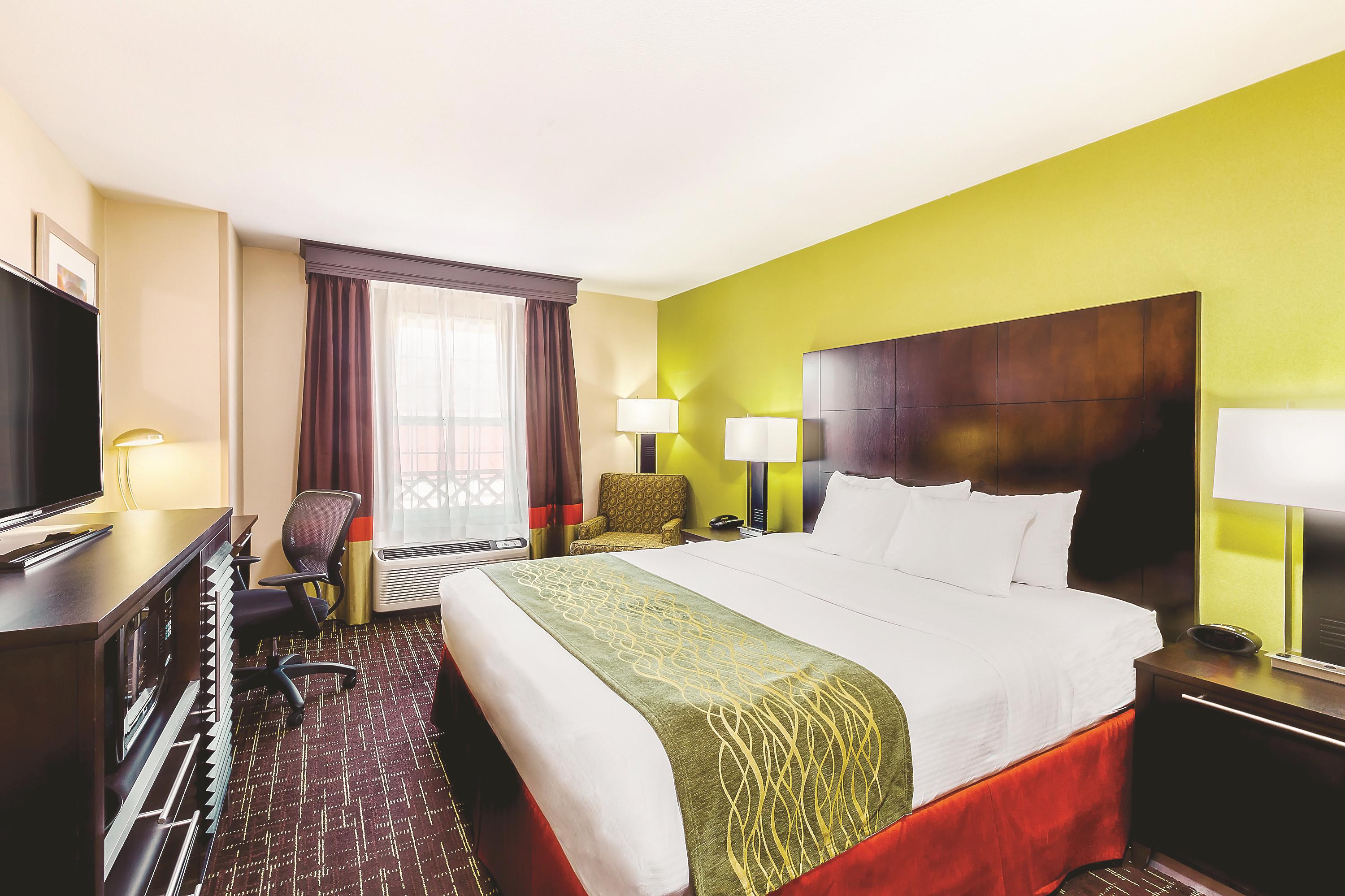 Quinta Inn Suites Wyndham San Diego Old Town Airport San