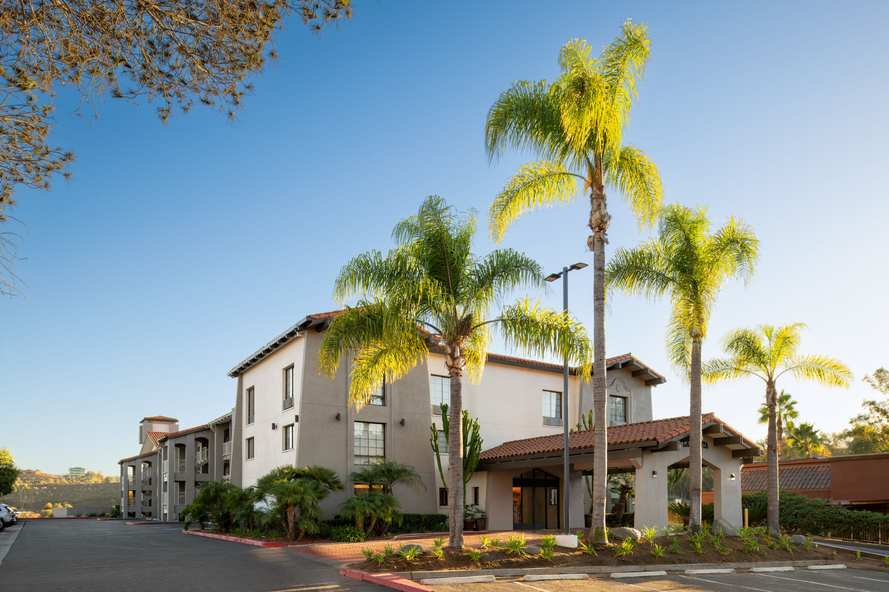 Exterior Day Image of La Quinta Inn by Wyndham San Diego - Miramar hotel in San Diego, California