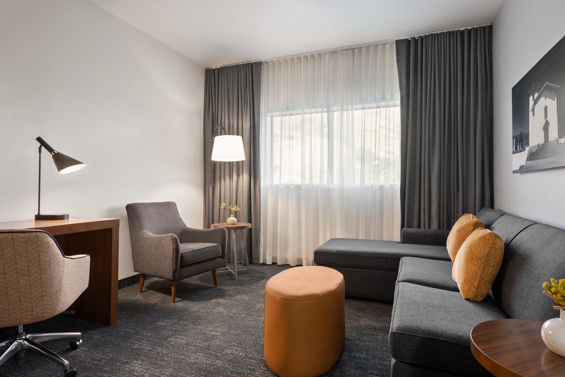 Guest room at the La Quinta Inn & Suites by Wyndham San Luis Obispo Downtown in San Luis Obispo, California