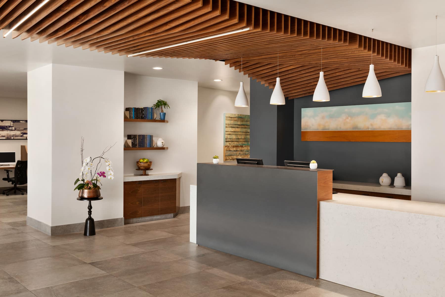 La Quinta Inn & Suites by Wyndham San Luis Obispo Downtown reception in San Luis Obispo, California