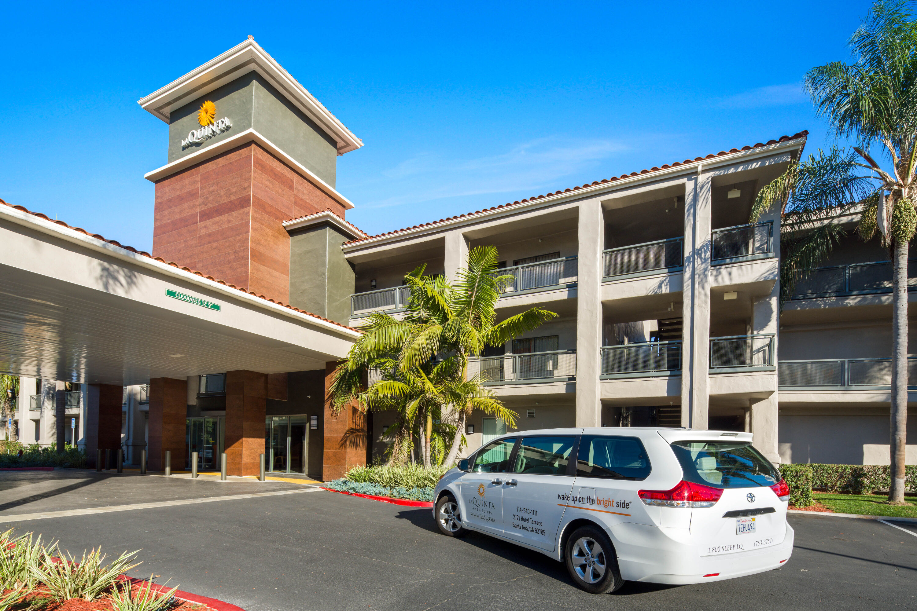 La Quinta Inn & Suites by Wyndham Orange County Airport | Santa Ana, CA