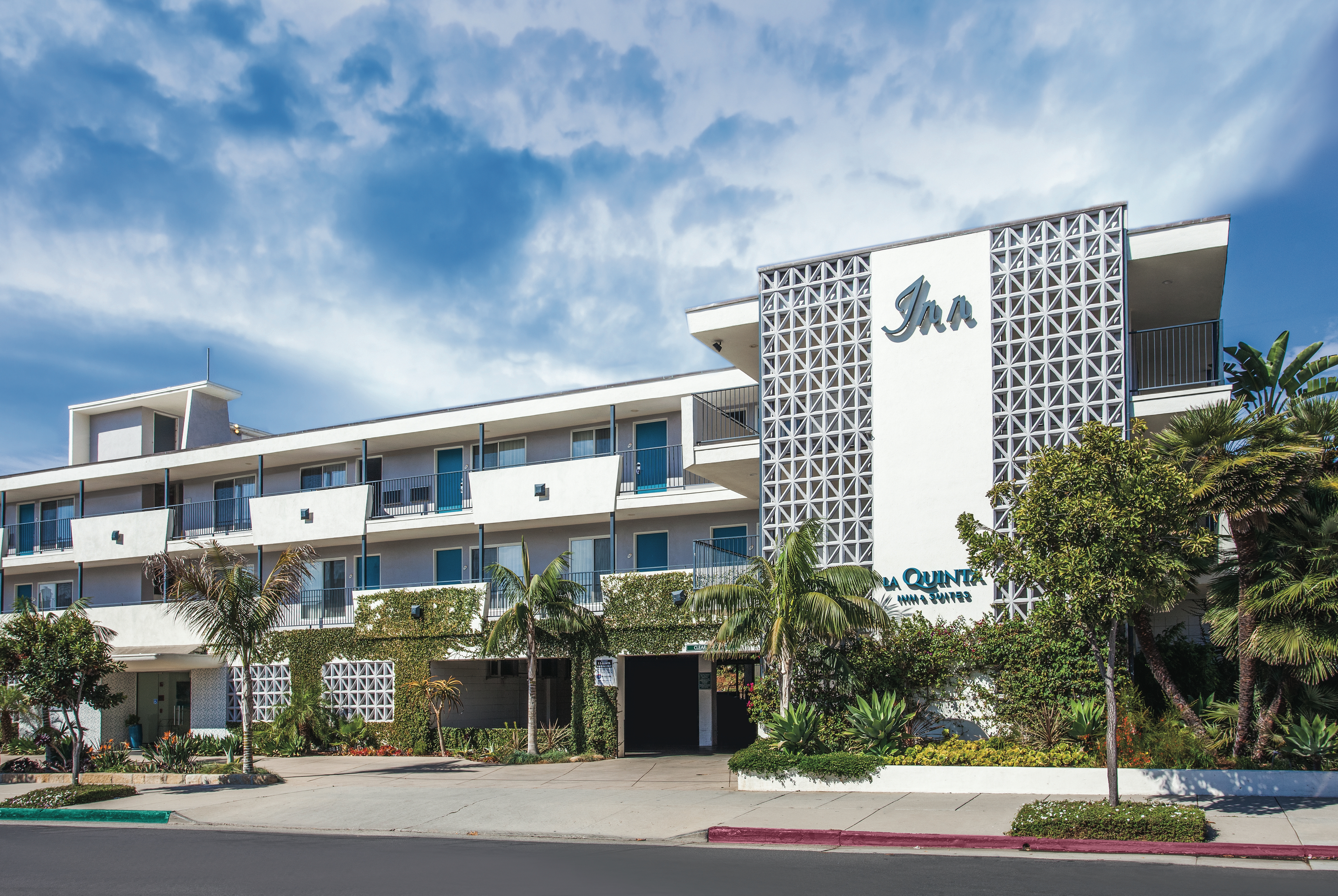 La Quinta Inn & Suites by Wyndham Santa Barbara Downtown Santa